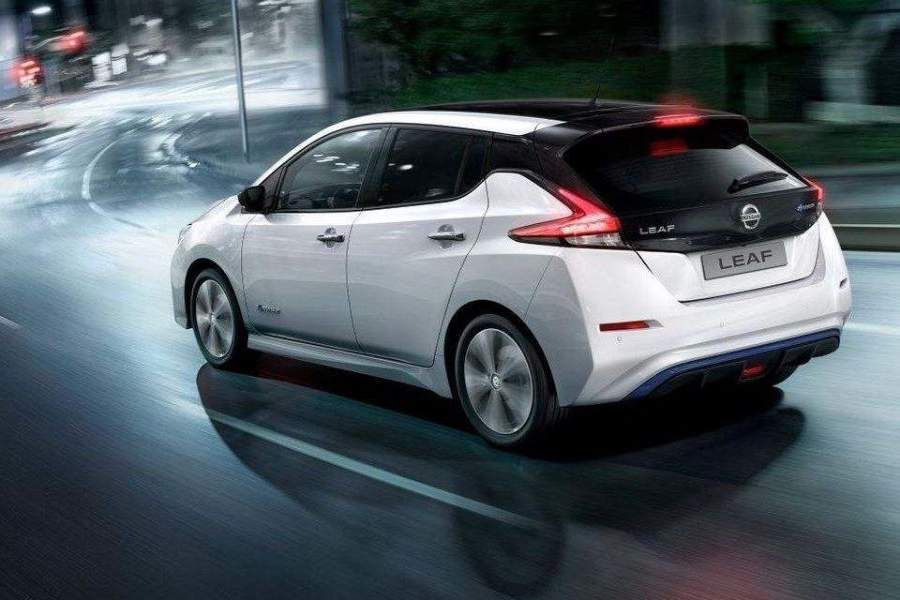 nissan-leaf-1280x640-900x600.jpg