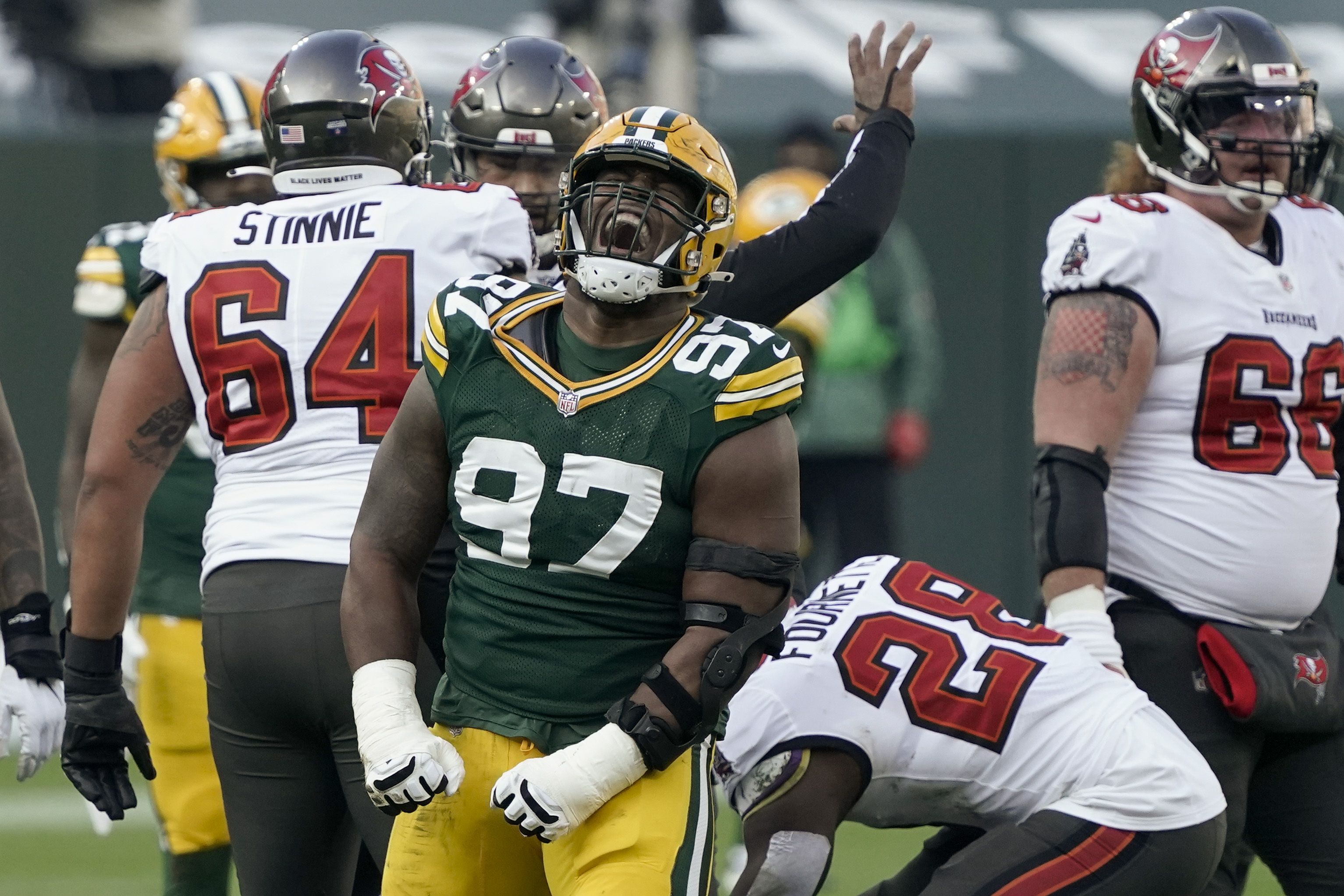 Buccaneers top Packers, 31-26, in NFC Championship game