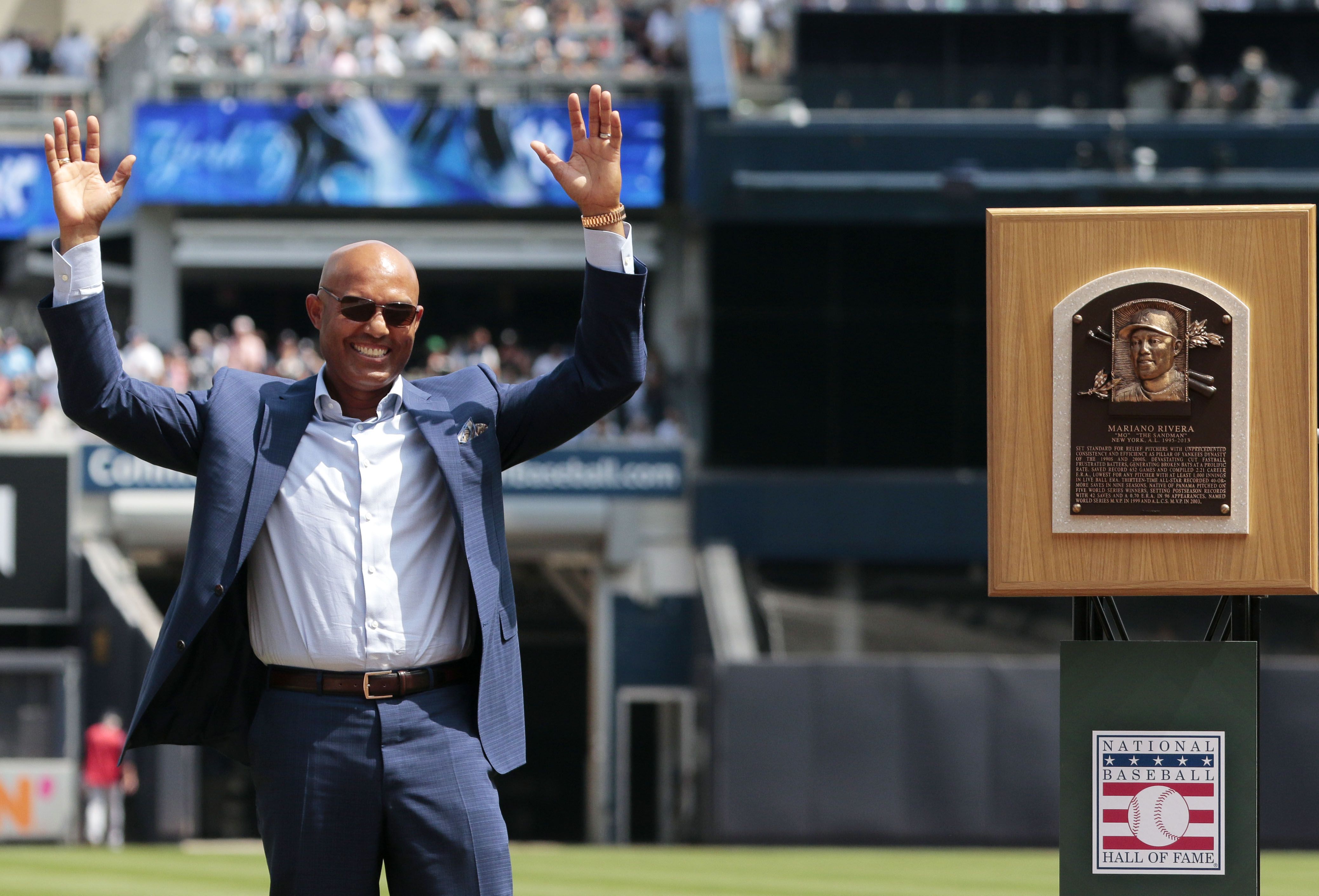 Aaron Boone, Brett Gardner, & CC Sabathia Get Ejected In Heated