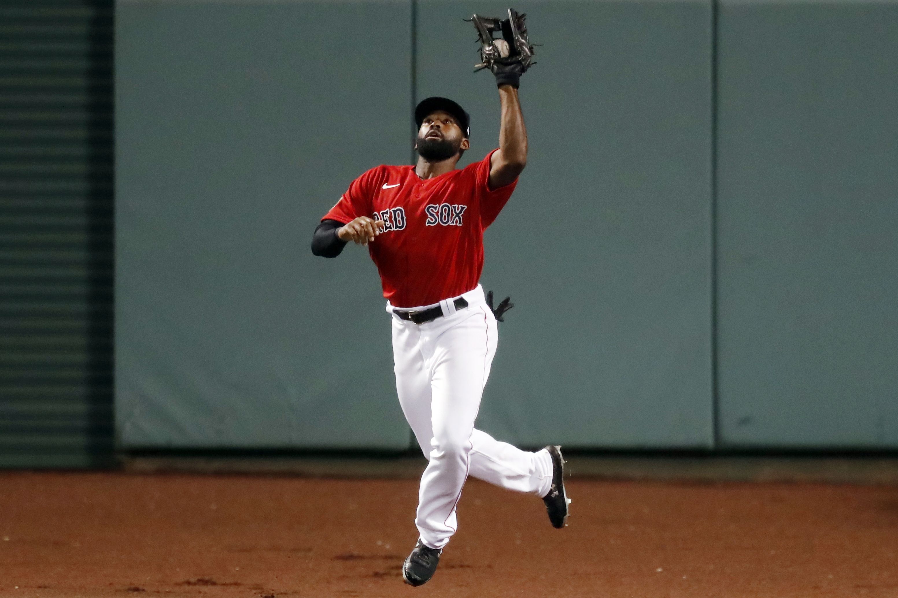 San Francisco Giants reportedly interested in Jackie Bradley Jr