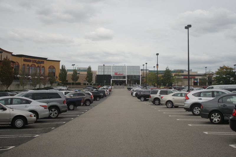 HOW IT Works: These 18 Garden State Plaza Stores Offering Curbside