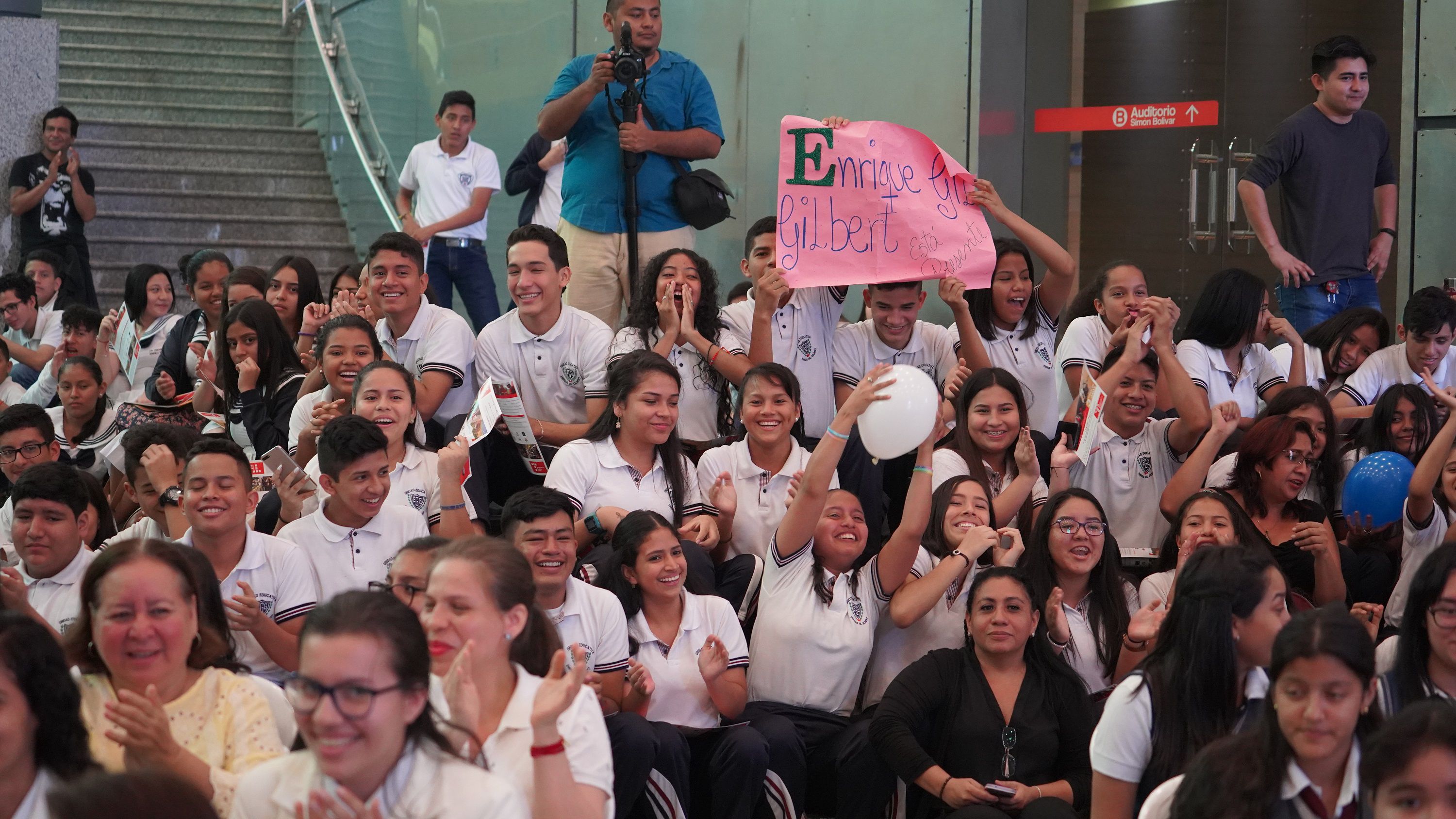 'Los que se van', referente para jóvenes estudiantes