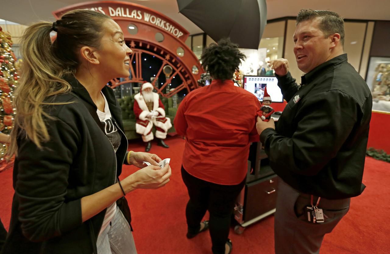 Tired of the heat? Think of a bigger, brighter Christmas tree at Galleria  Dallas