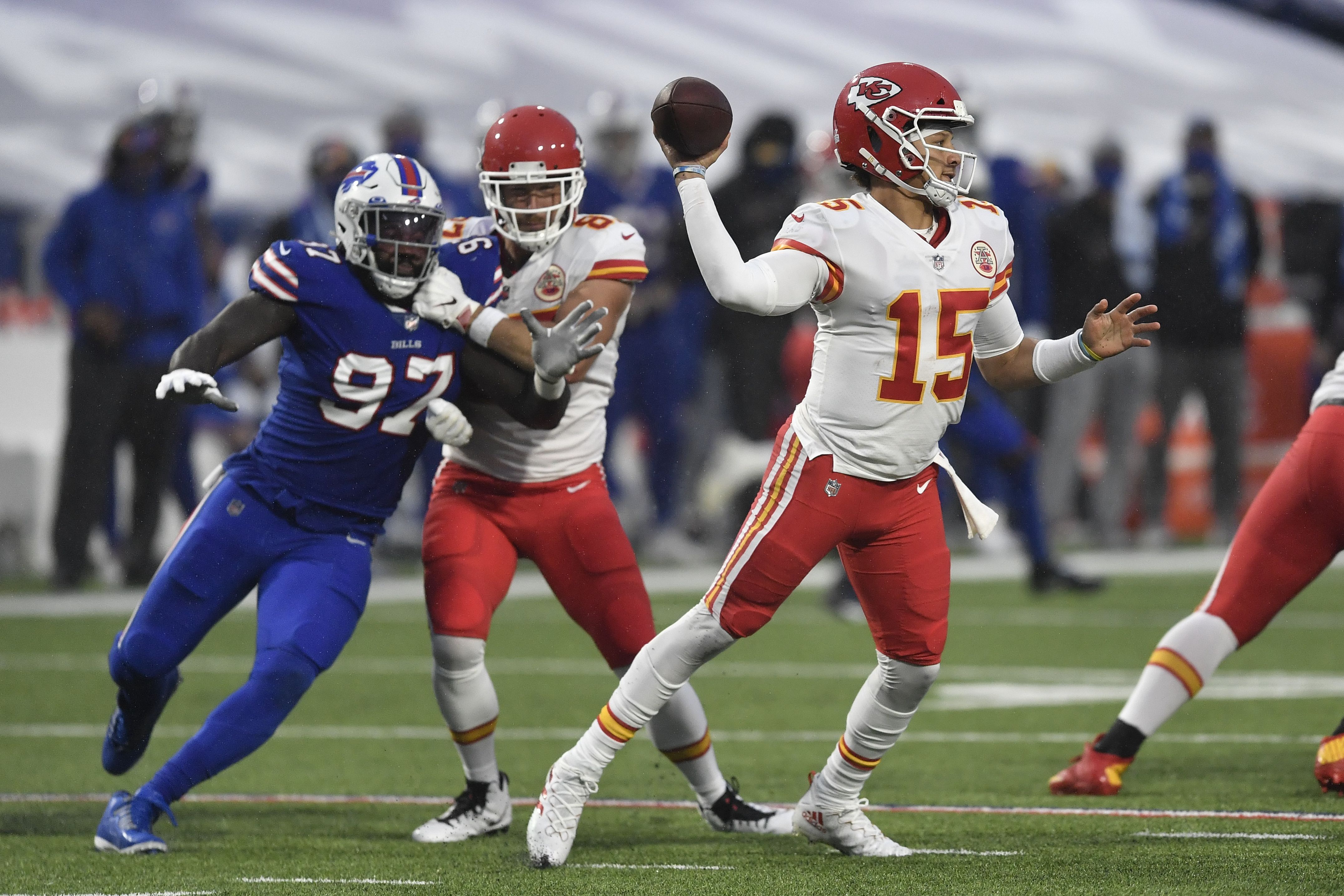 Chiefs' Mahomes in concussion protocol after playoff win