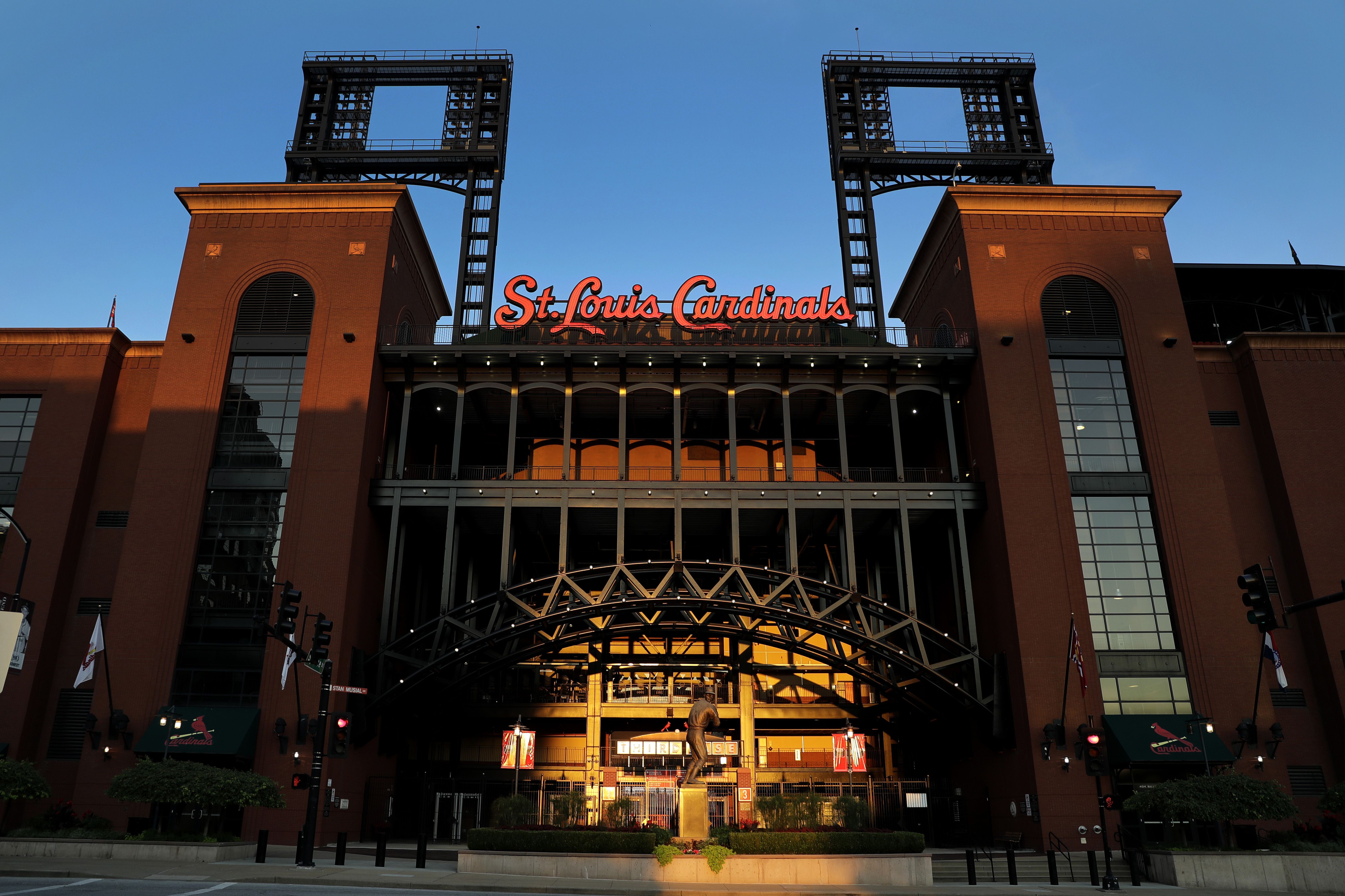 Strasburg Ks 12, Nationals top Cardinals 8-1