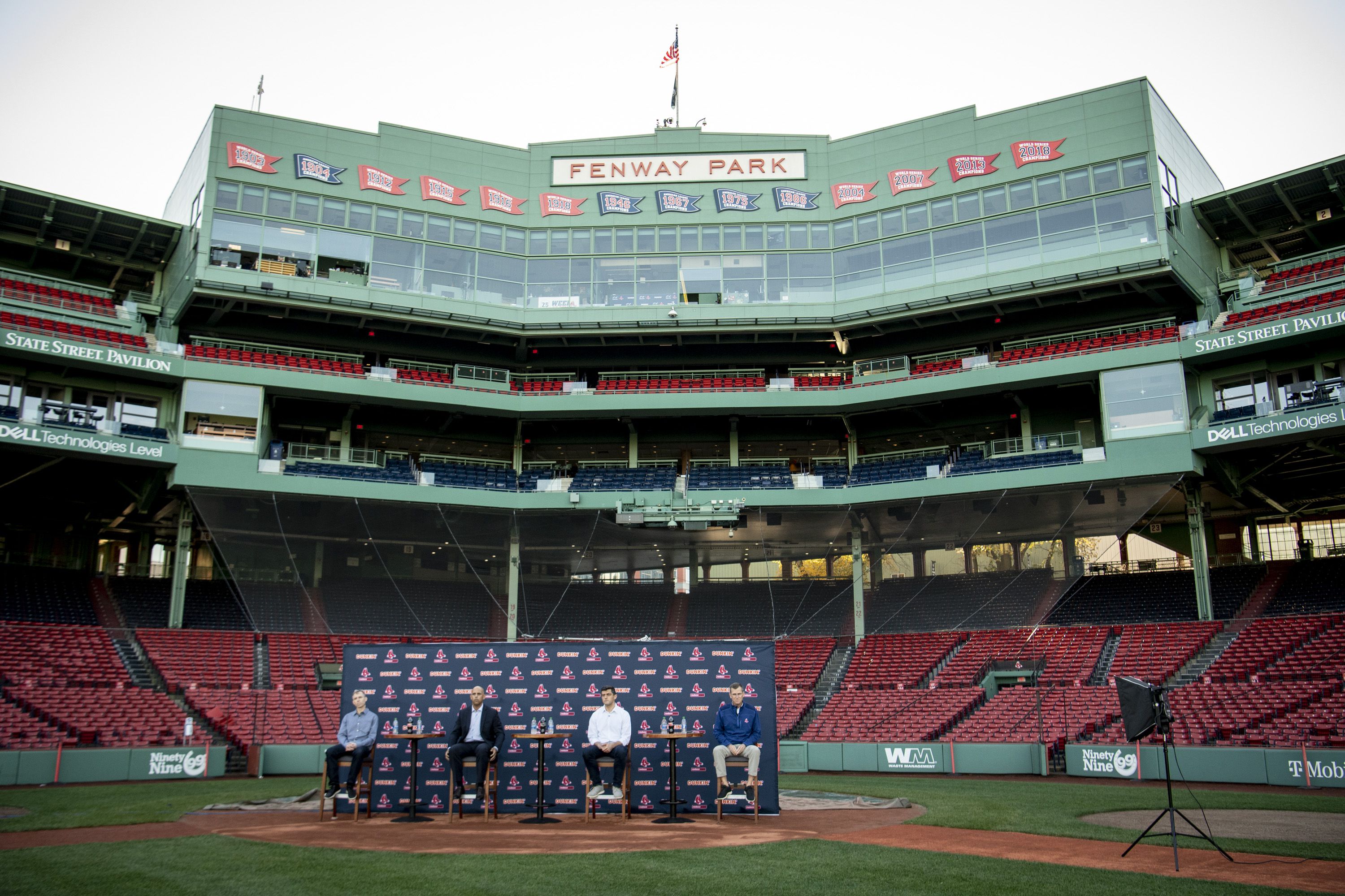 Red Sox reportedly view Fenway Park as place with no expiration date