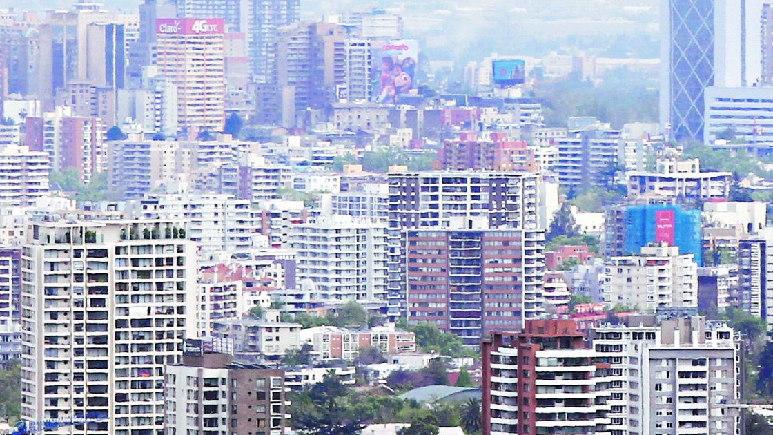 Panorámicas de Santiago despejado luego de la lluvia