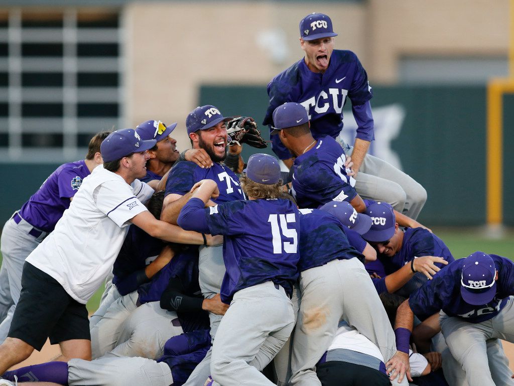 Campus Insiders' 2017 Tournament Of Uniforms: Baseball Region