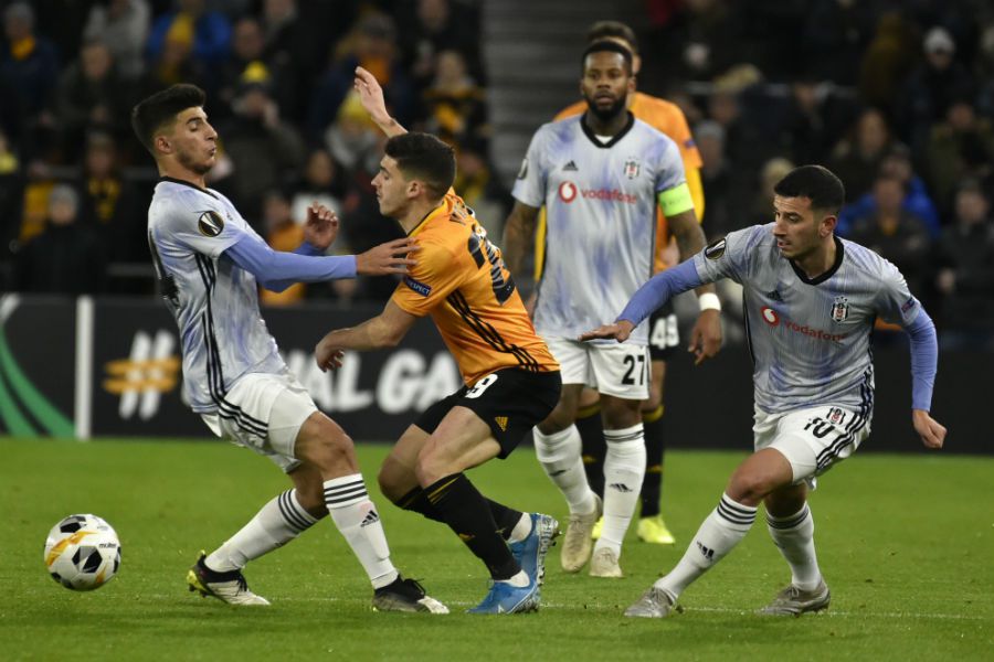 WOLVES BESIKTAS