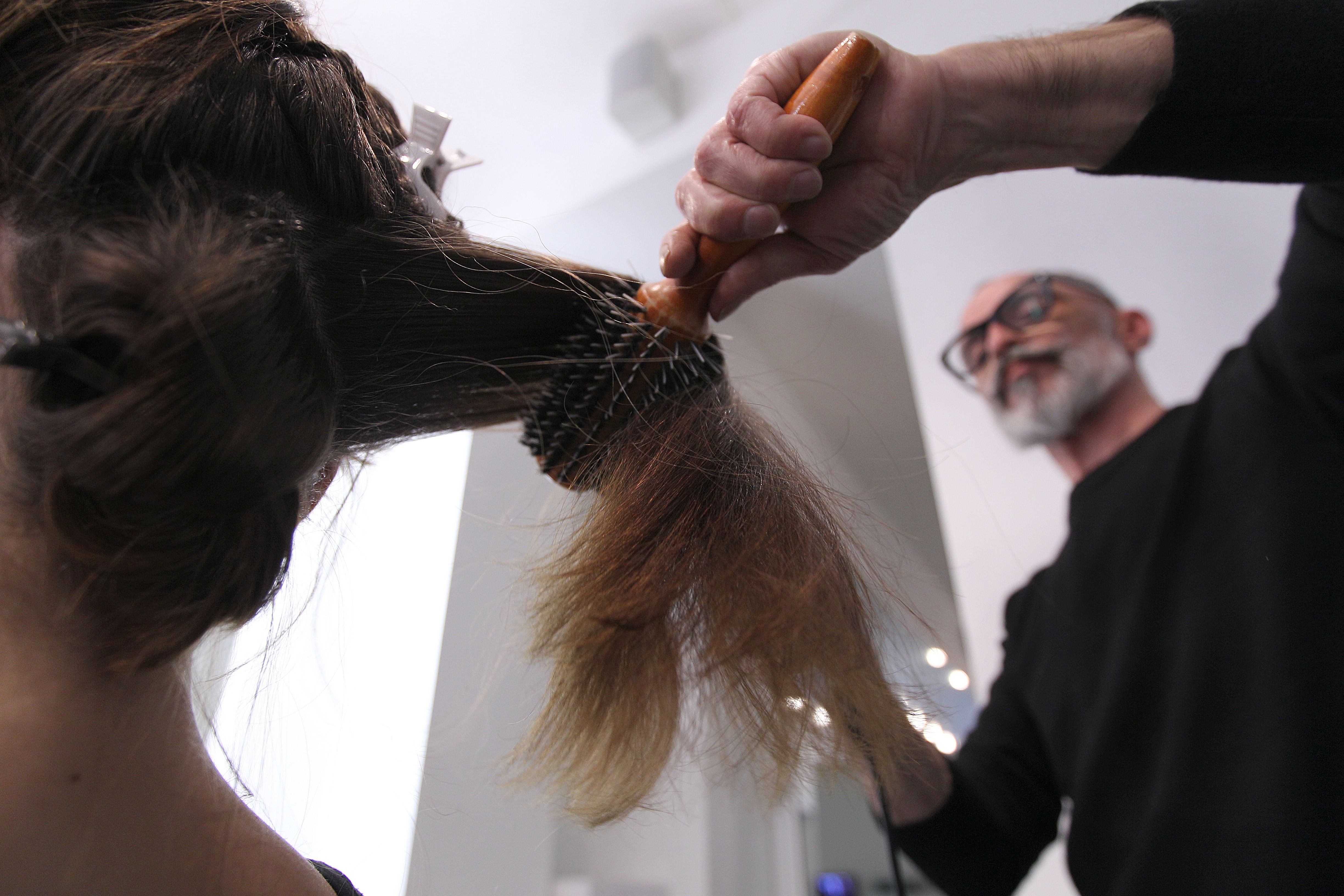 All Dolled Up 3 Festive Holiday Hairstyles The Boston Globe