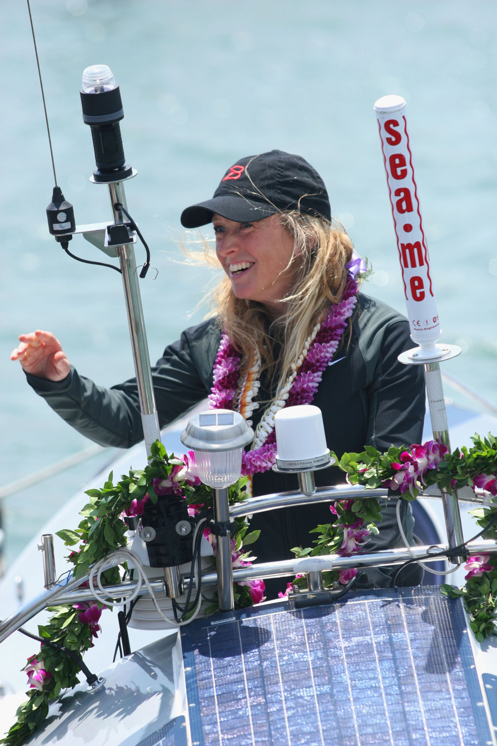 ROZ SAVAGE TO ROW PACIFIC SOLO