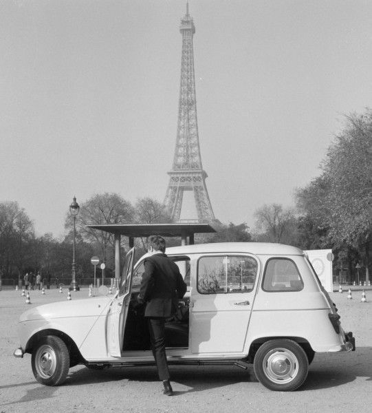 1968_-_Renault_4__Paris-541x600.jpg