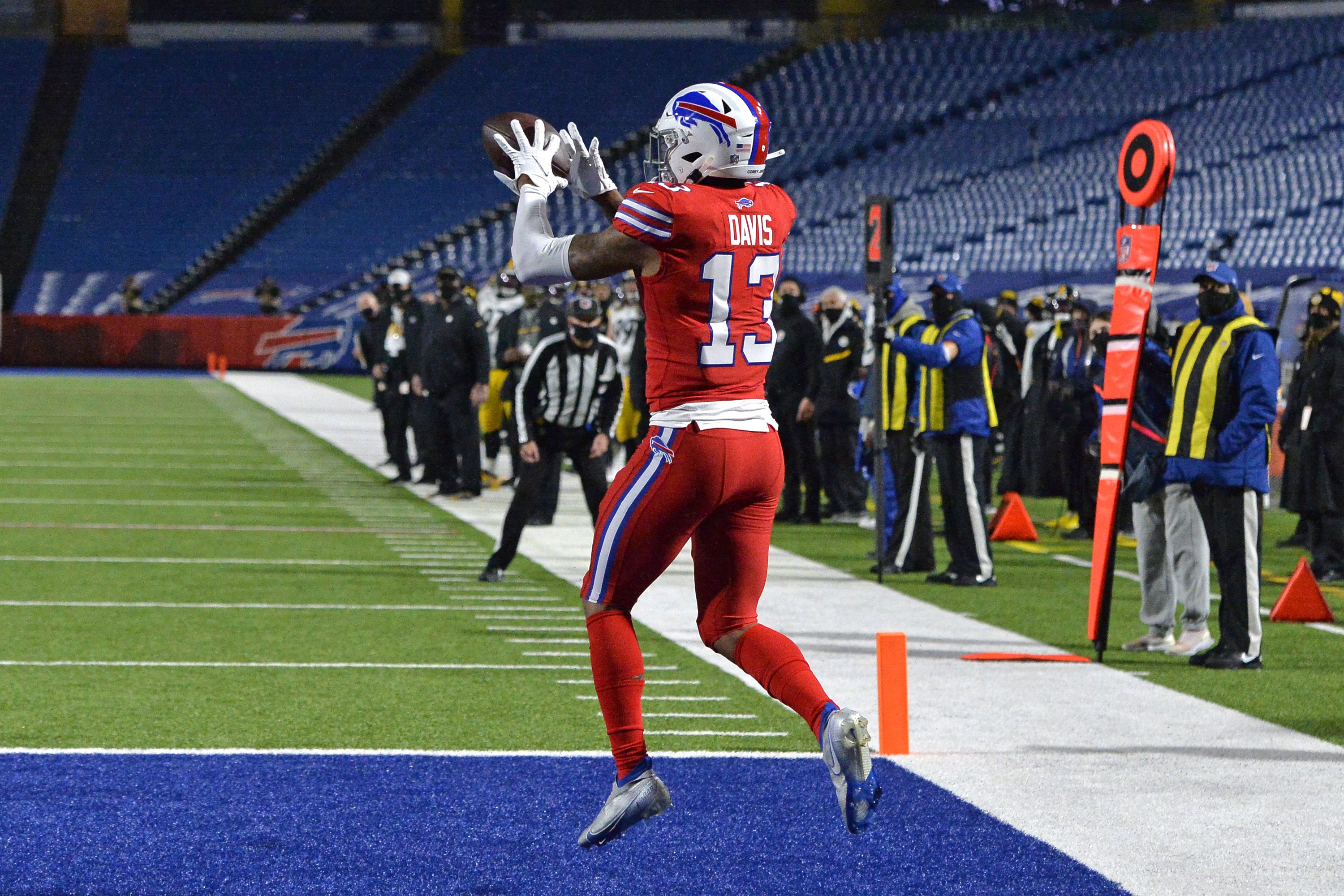 Bills' Josh Allen, Stefon Diggs connect for 3 TDs in rout of Titans –  Orange County Register