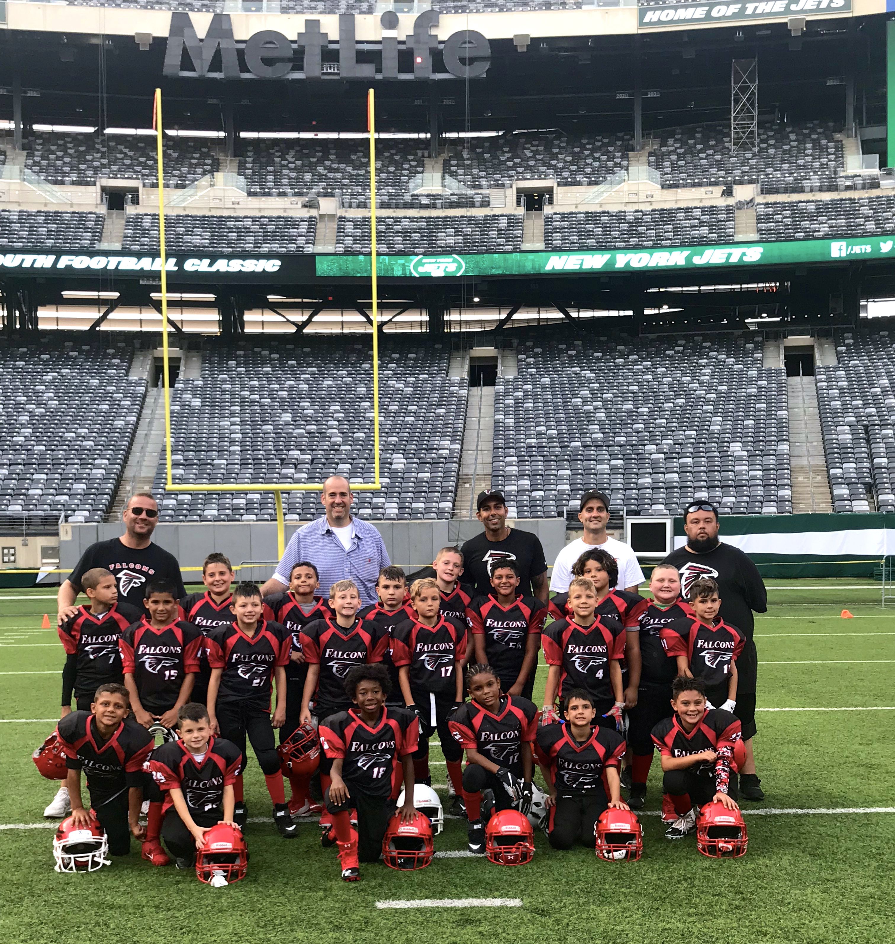 IMAGES: Jersey Youth & High School Football Teams Star Under MetLife Lights  - Jersey Sporting News