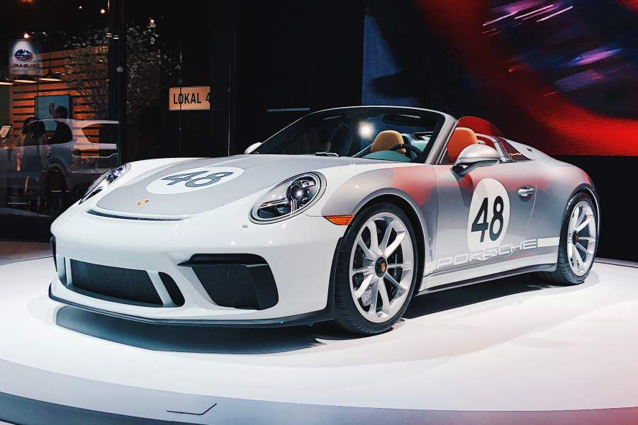 Porsche-Speedster-900x600.jpg