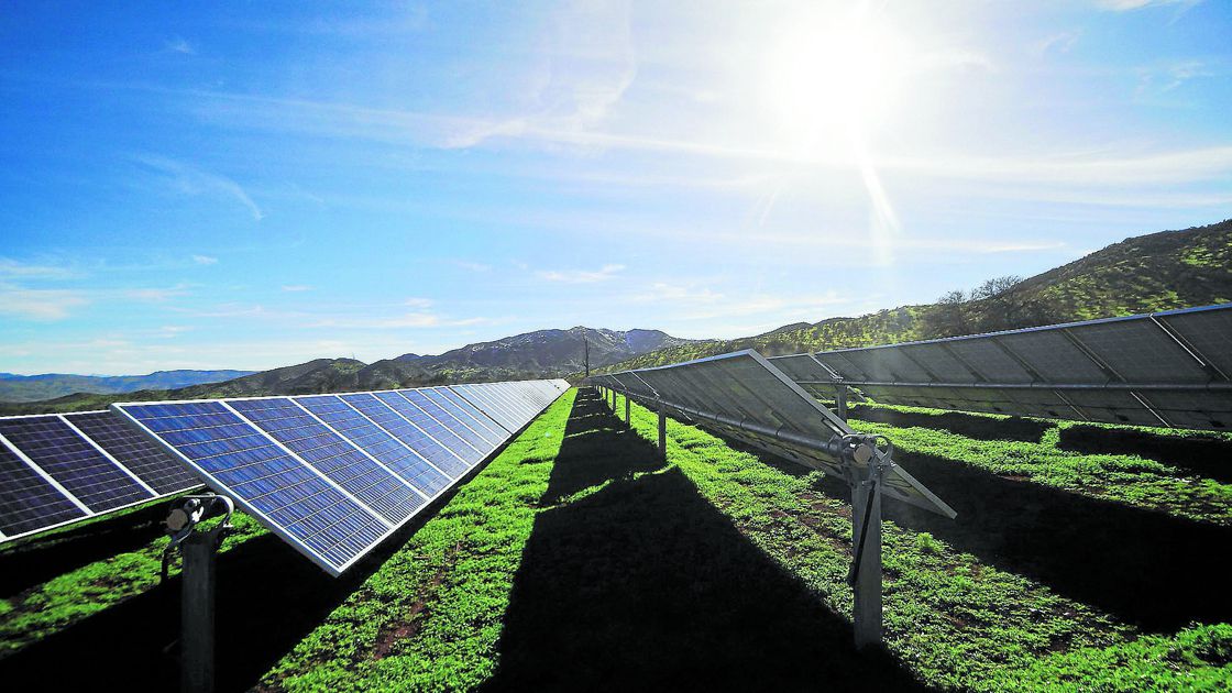 Inauguran planta fotovoltaica mas grande de la Región Metropolitana