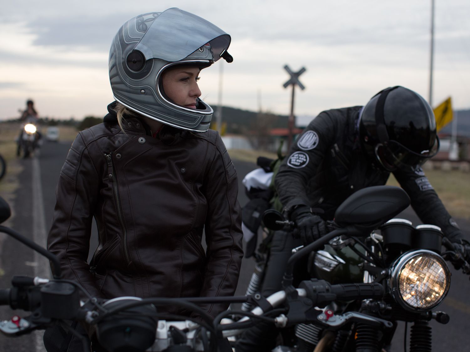 Slechthorend onkruid Panter Bell Bullitt Retro Helmet, Motorcycle Gear Review | Motorcycle Cruiser