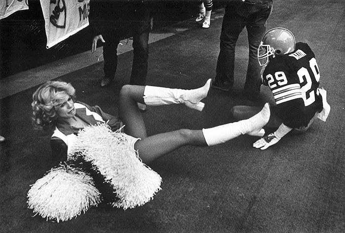 Cowboys photo memories - 1982: Dallas Cowboys cheerleader knocked down