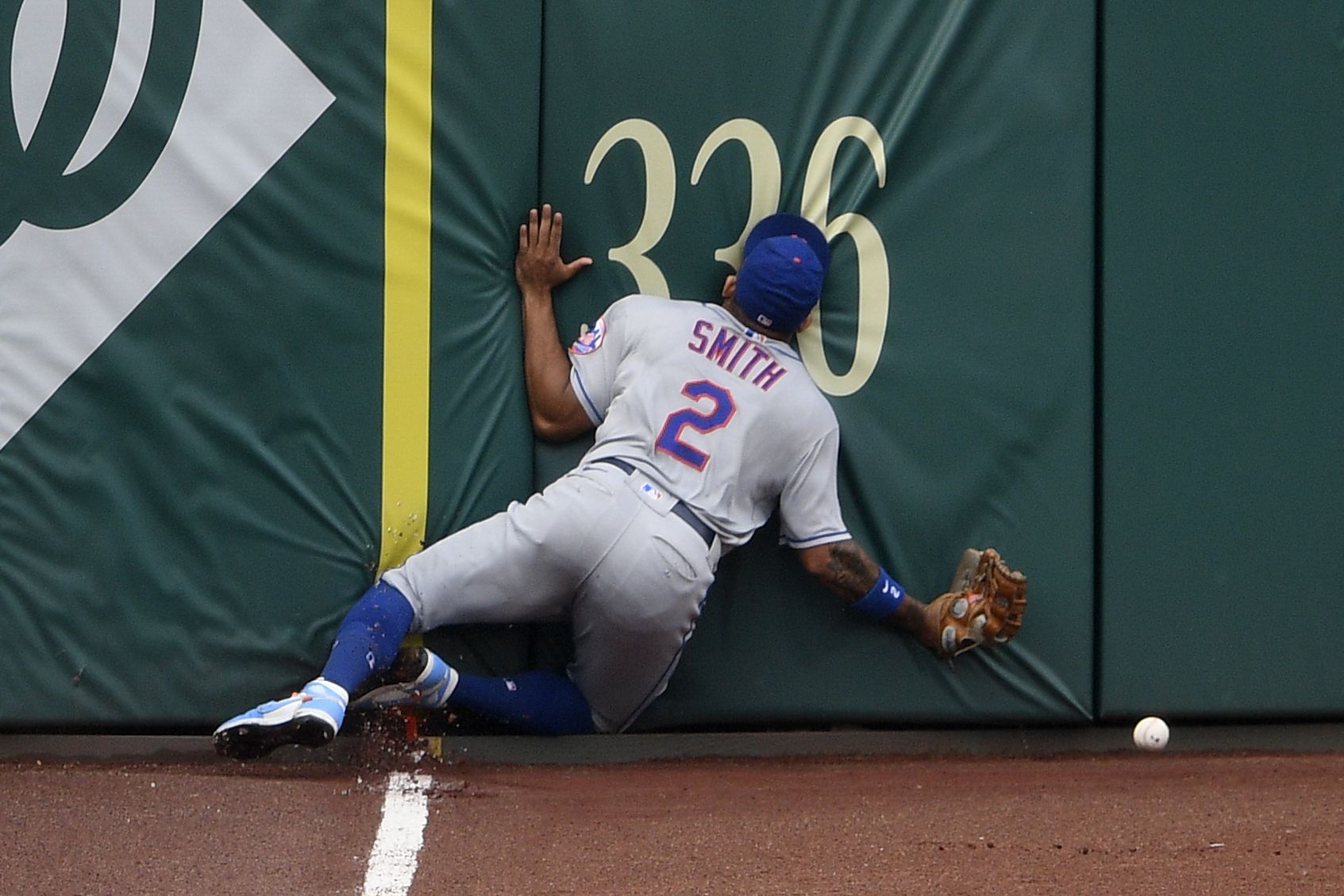 Mets' offensive struggles continue in fourth straight loss
