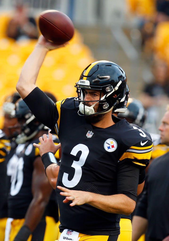 Dobbs, Rudolph shine in Steelers preseason finale