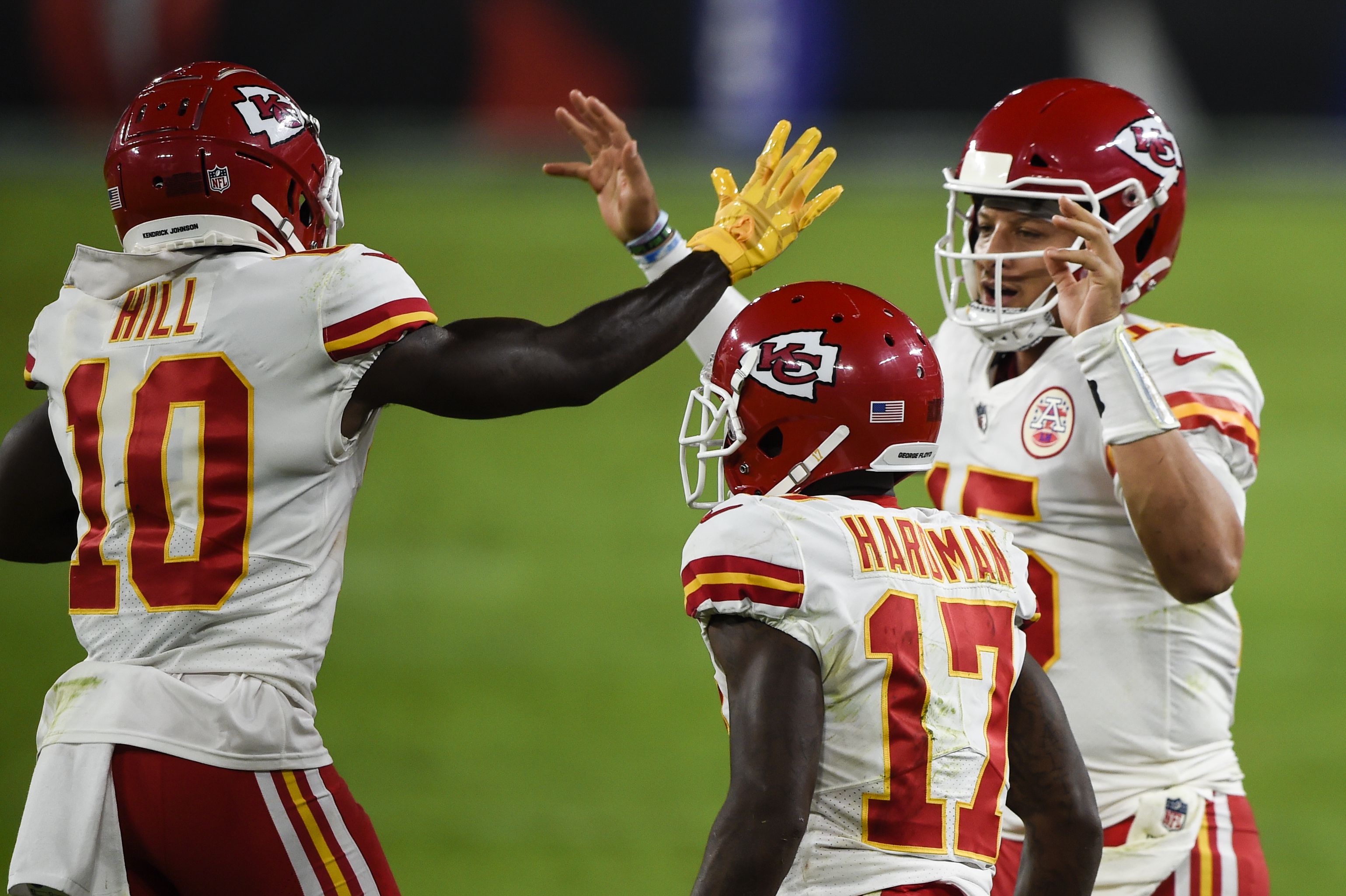 Highlights of Chiefs' 34-20 victory over Ravens on Monday