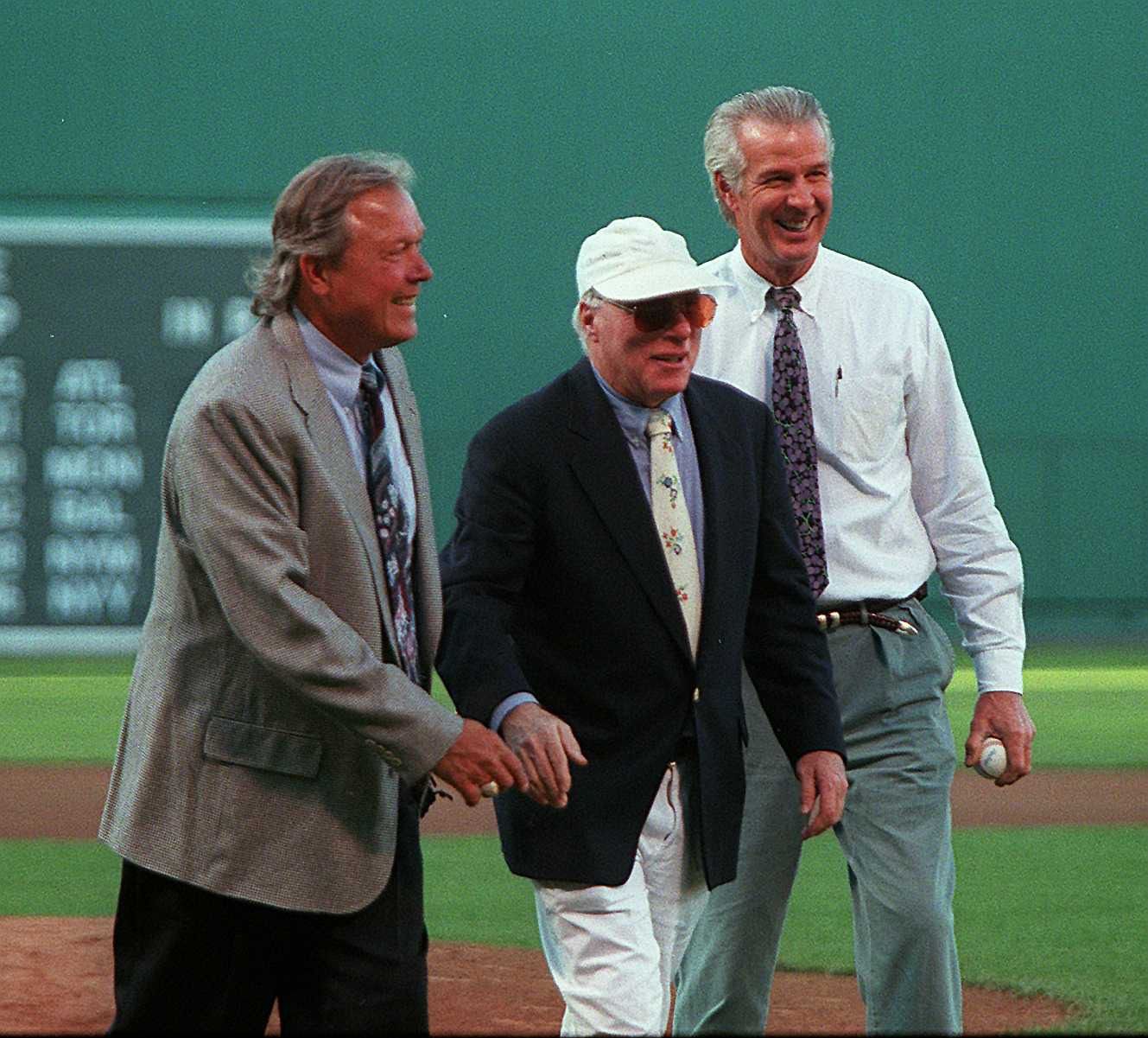 Red Sox mourn passing of former catcher Mike Ryan