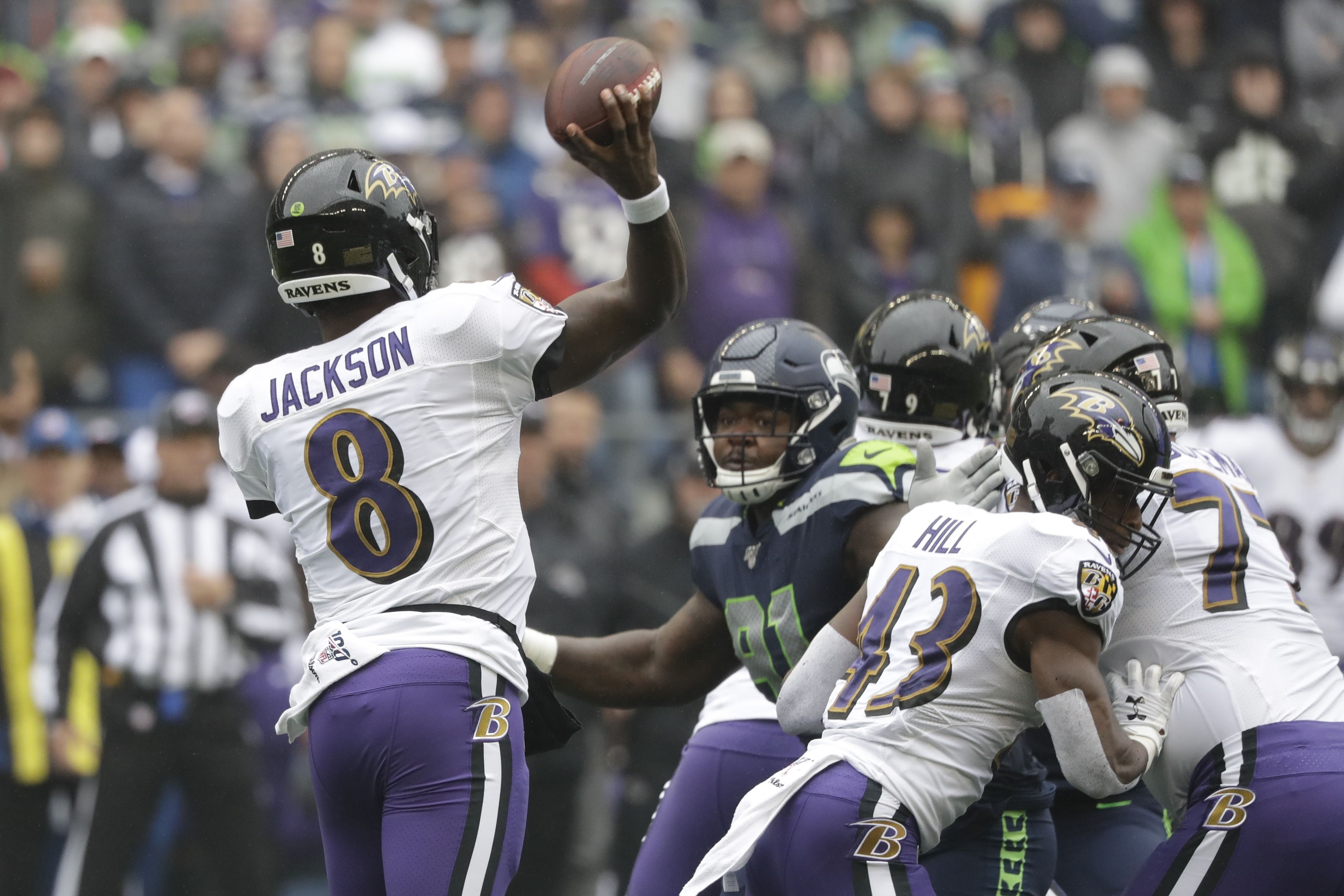 Michael Vick thinks he can still beat Patrick Mahomes, Lamar Jackson in race