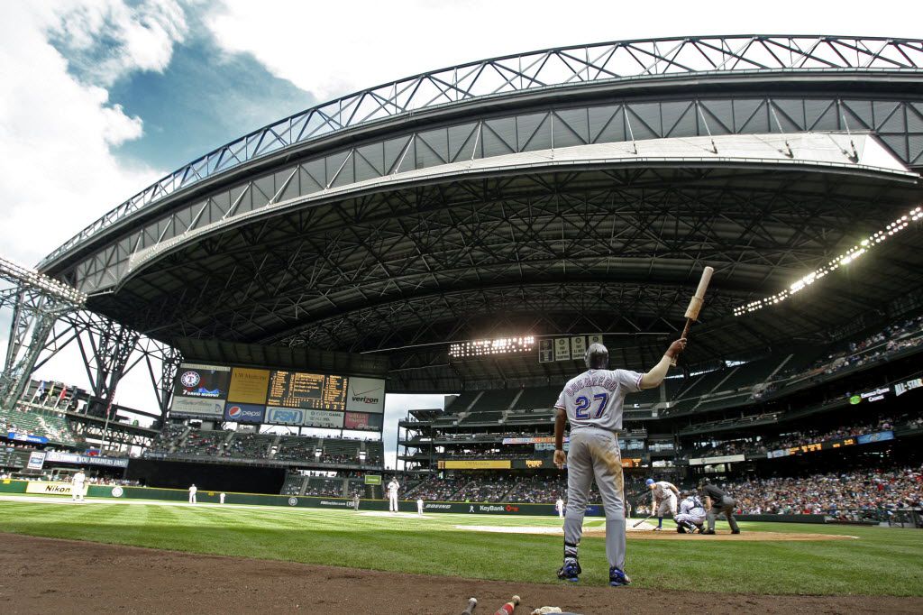 Ranking the roofed stadiums: Which one should the Rangers try to