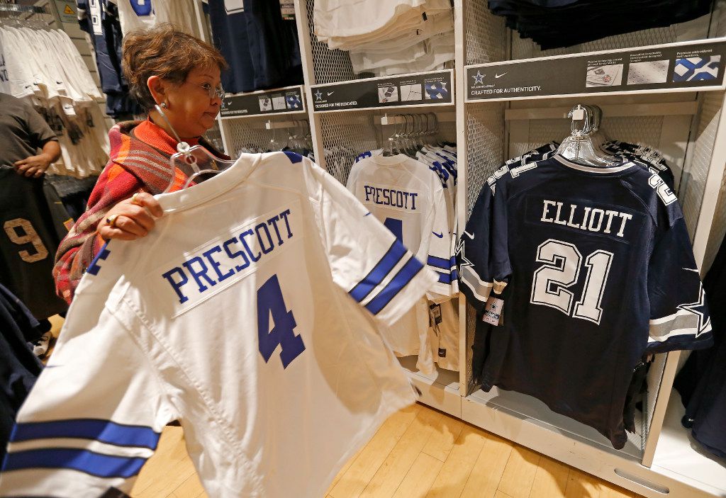 Some Cowboys fans fuming over fumbled Christmas gift orders