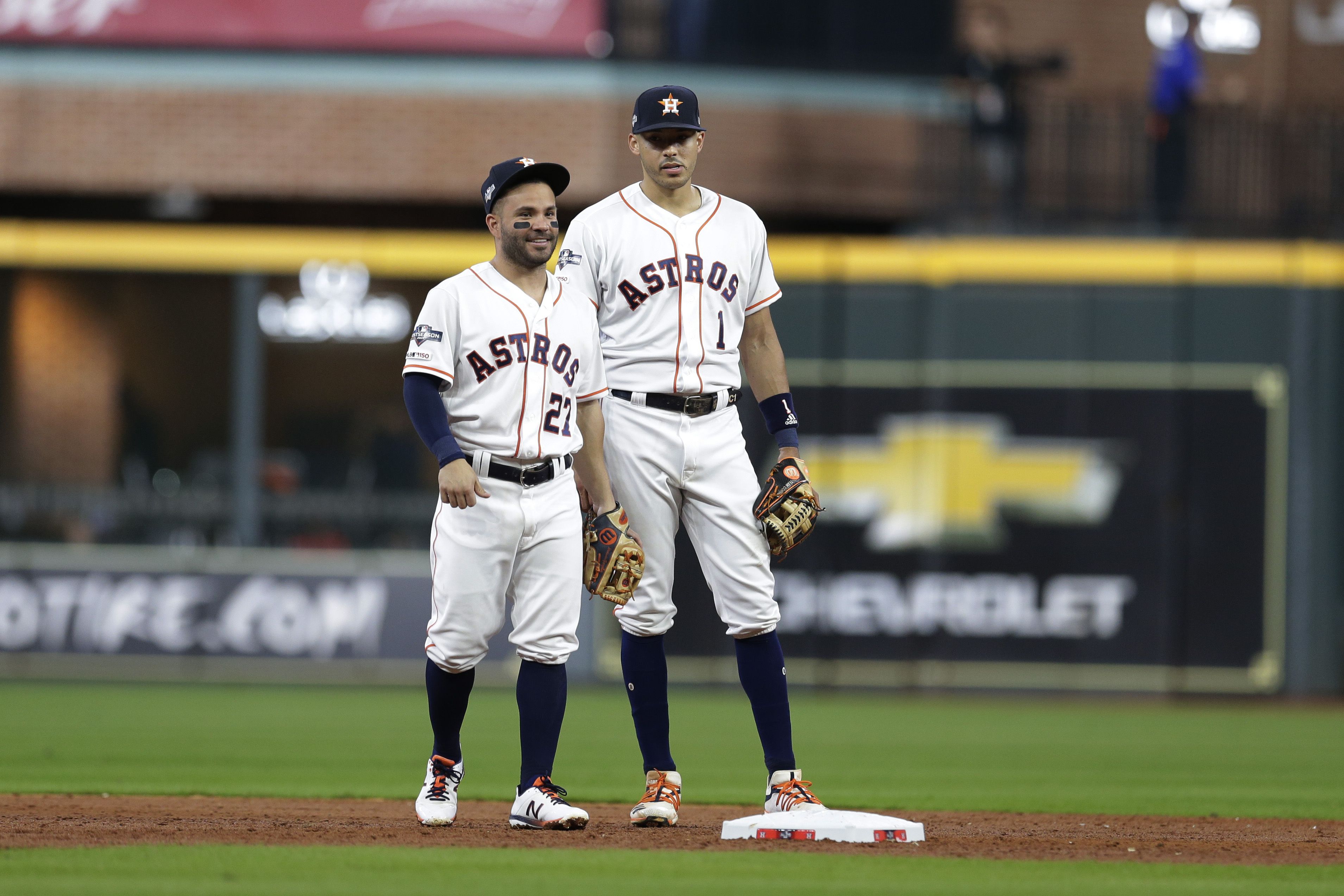 Astros' Carlos Correa Blasts Dodgers' Cody Bellinger For Criticism Of Jose  Altuve 