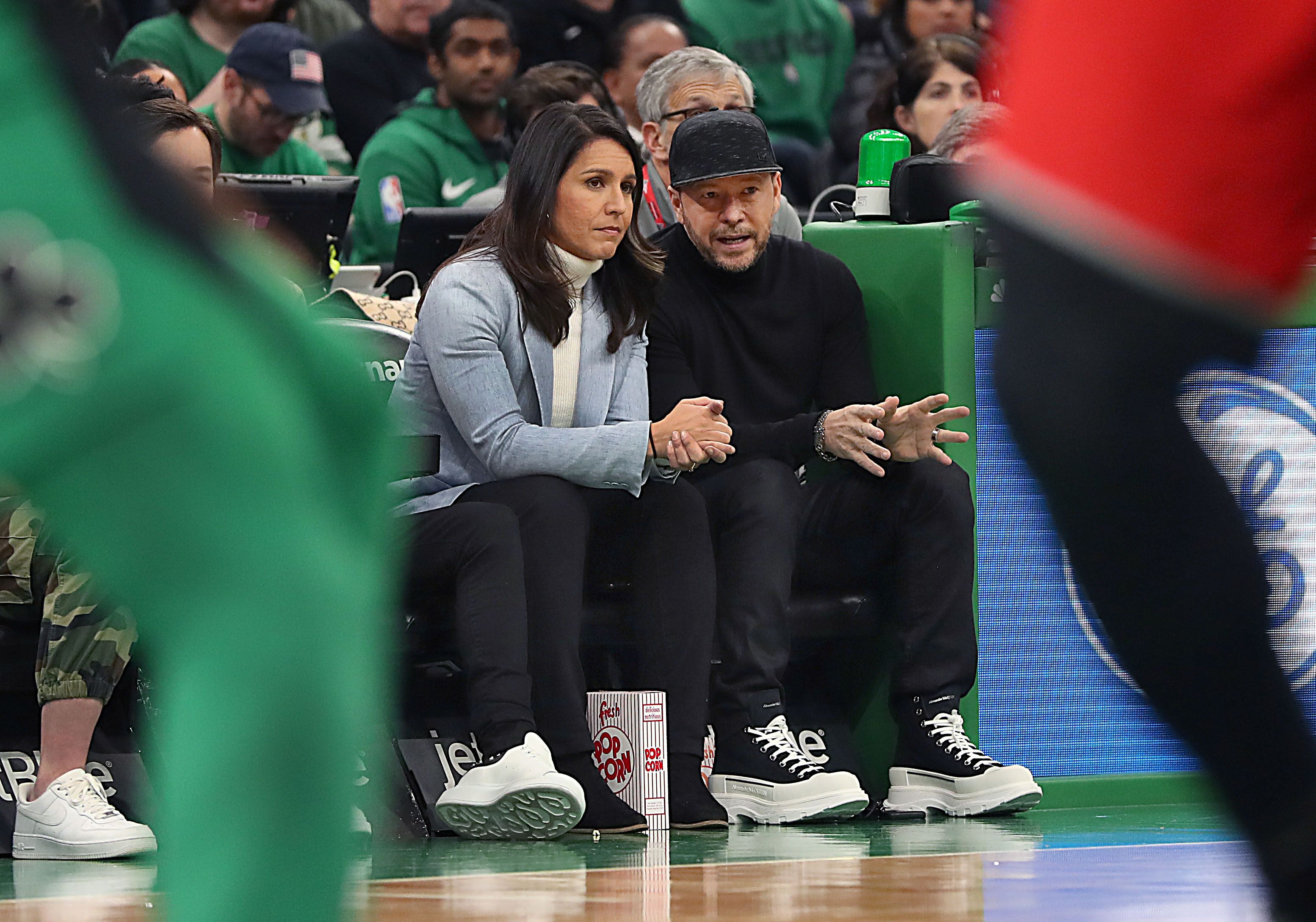 Amid swing through New Hampshire, Tulsi Gabbard catches a Celtics