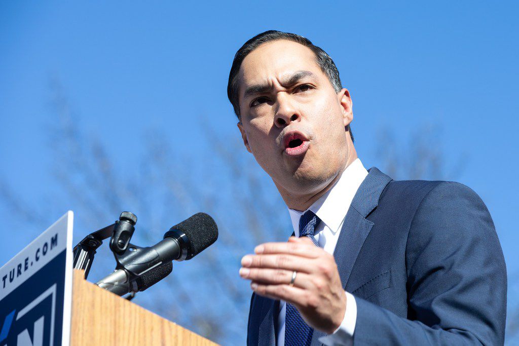 Former San Antonio Mayor Julian Castro Joins Crowded 2020