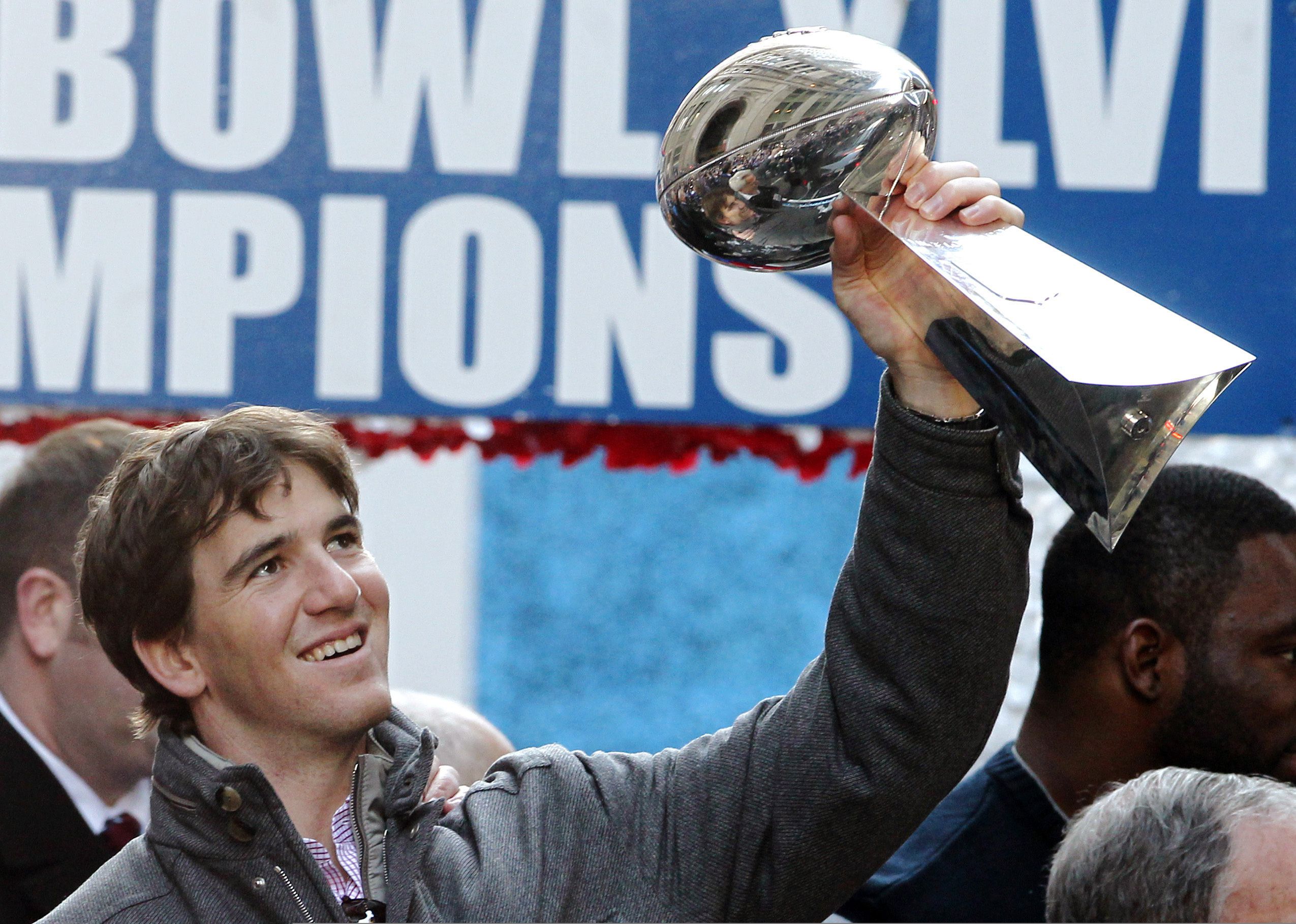 Giants Now: Eli celebrates Peyton's HOF induction