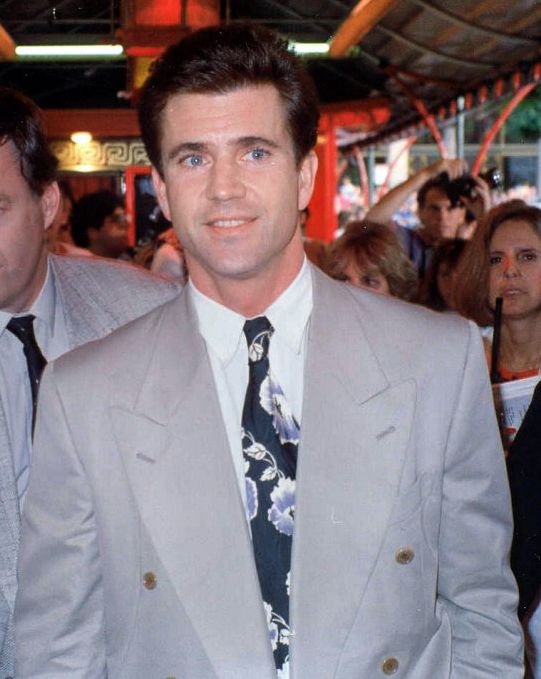 Mel_Gibson_1990.jpg