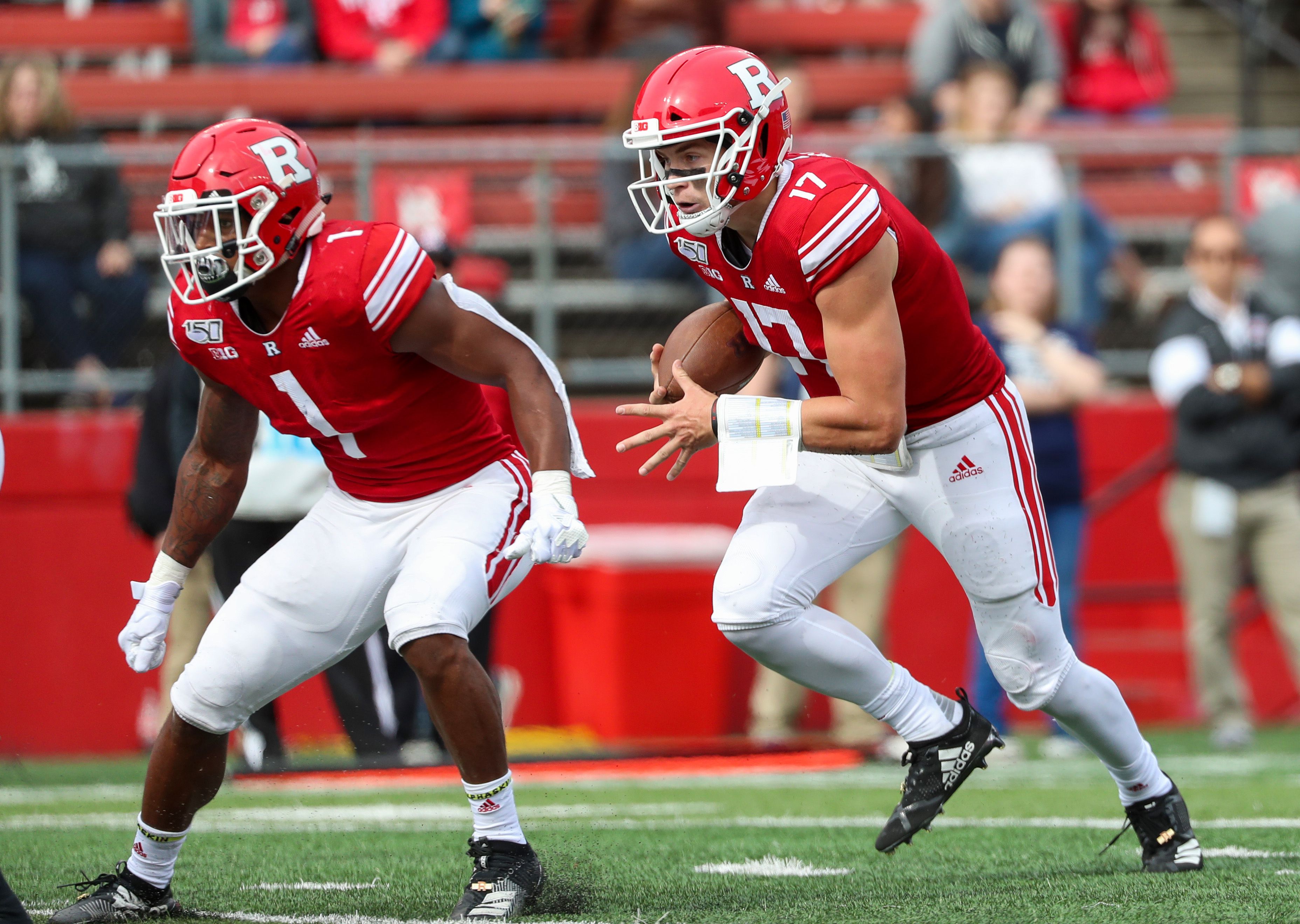 Illinois at Rutgers - 11/14/2020 - Image 14: Nov 14, 2020; Piscataway, New  Jersey, USA; Rutgers Scarlet Knights wide receiver Isaiah Washington (83)  catches the ball as Illinois Fighting Illini defensive back