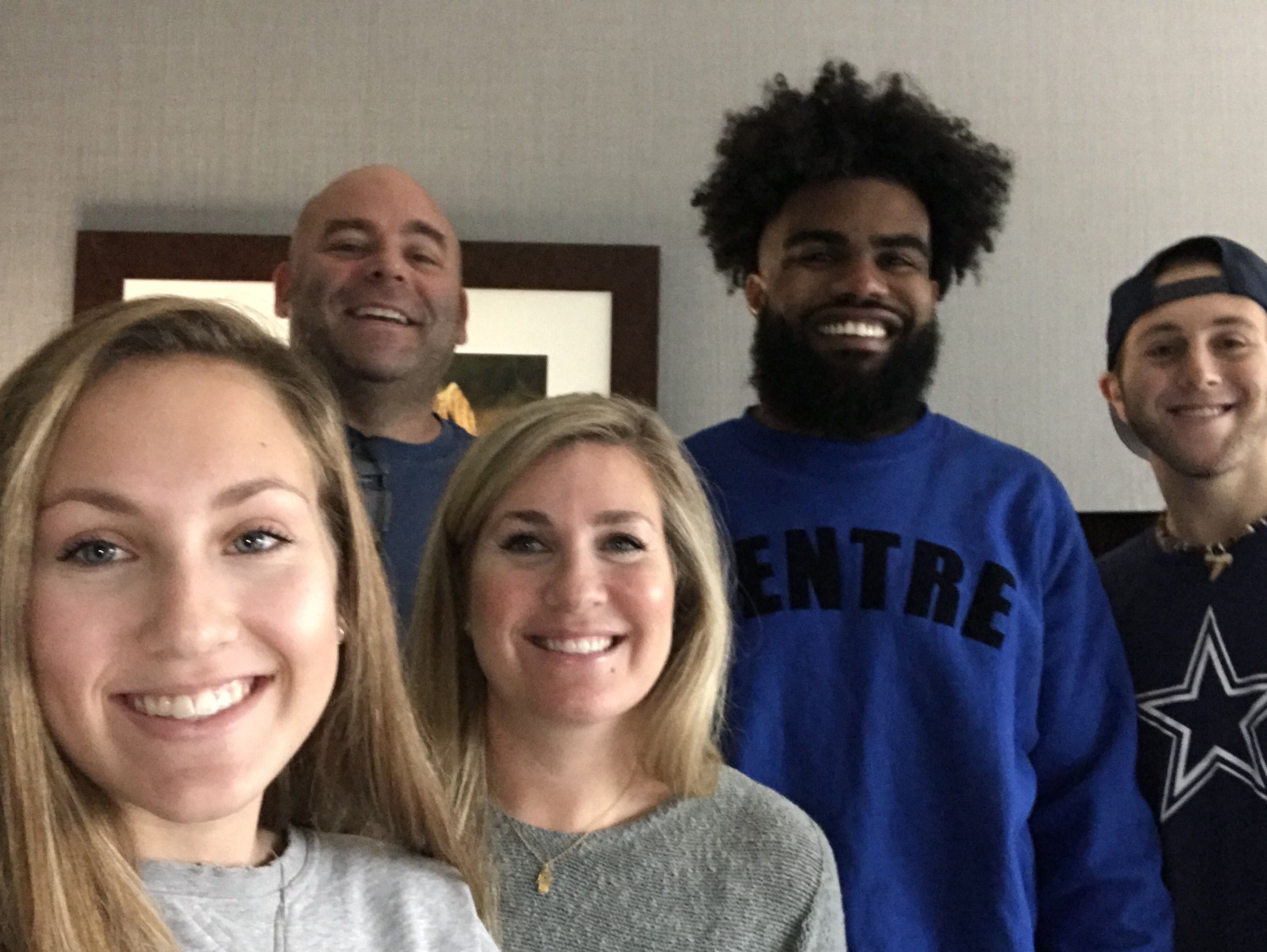 Cowboys RB Ezekiel Elliott on wearing cancer patient's bracelet all season:  'He feels like he's there with me'