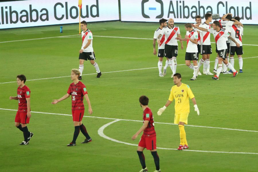 River Plate 900x600