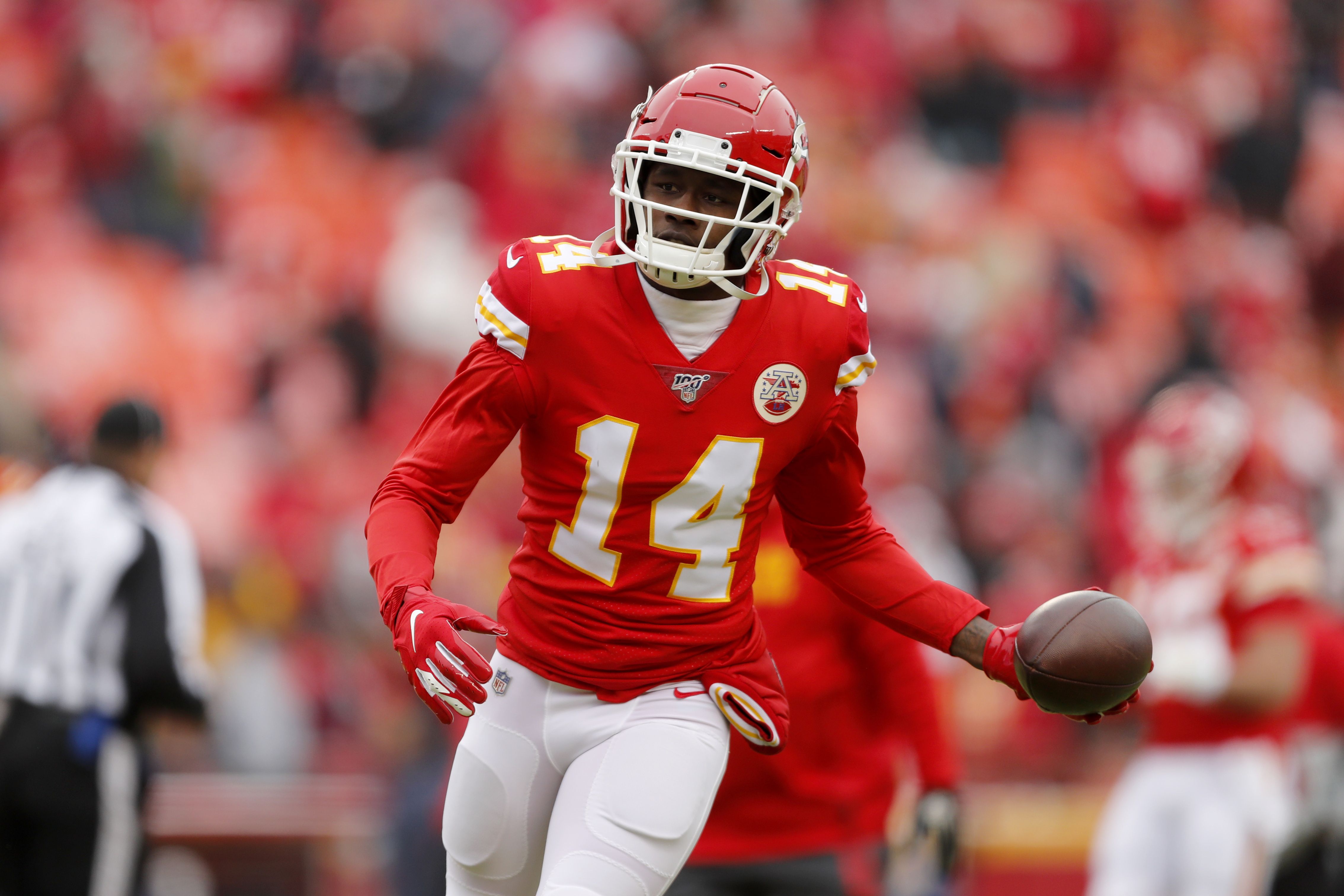 Chiefs to wear home red uniforms for Super Bowl LV