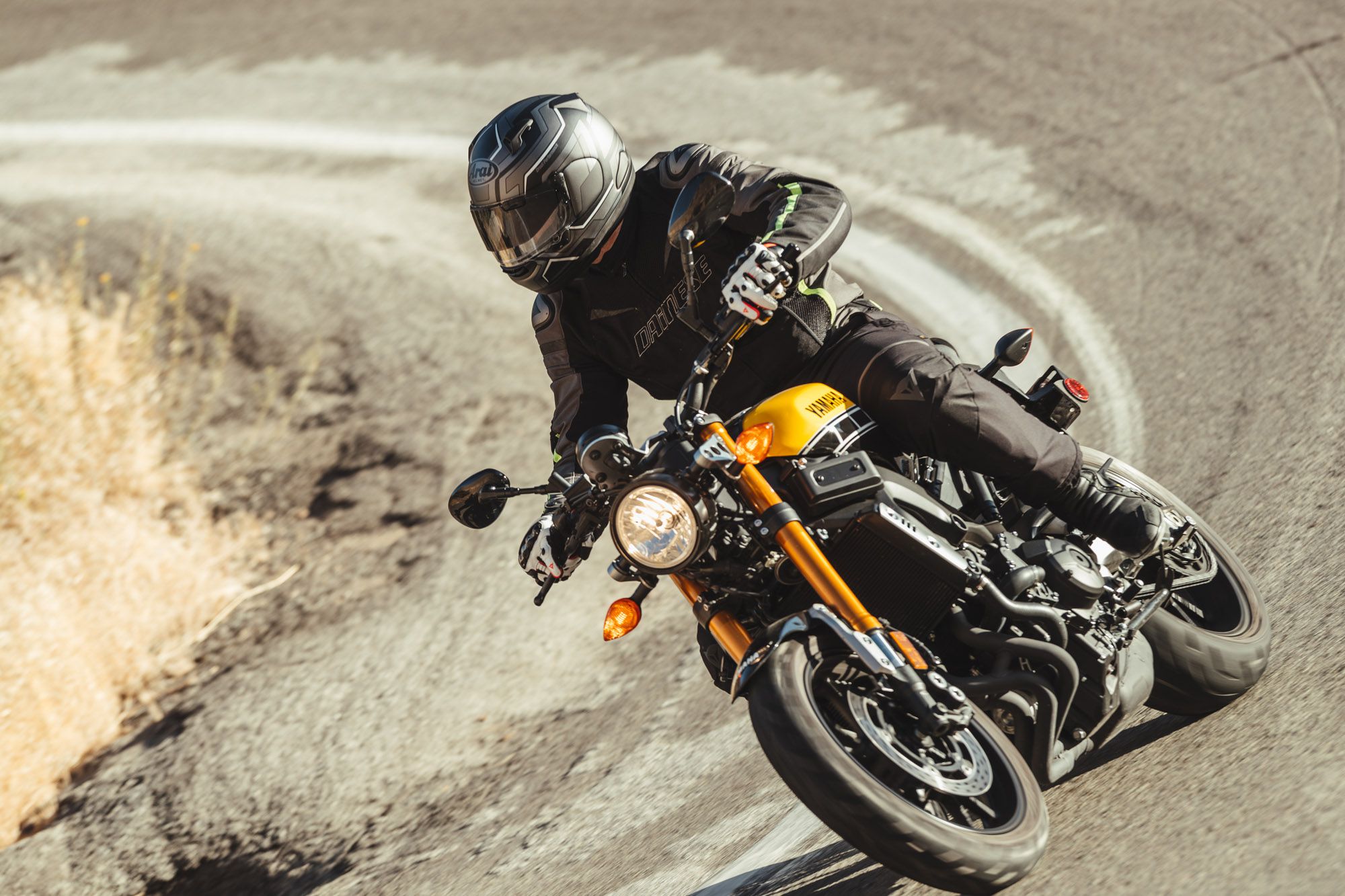 Arai Quantum-X and Signet-X Motorcycle Helmets Gear Evaluation