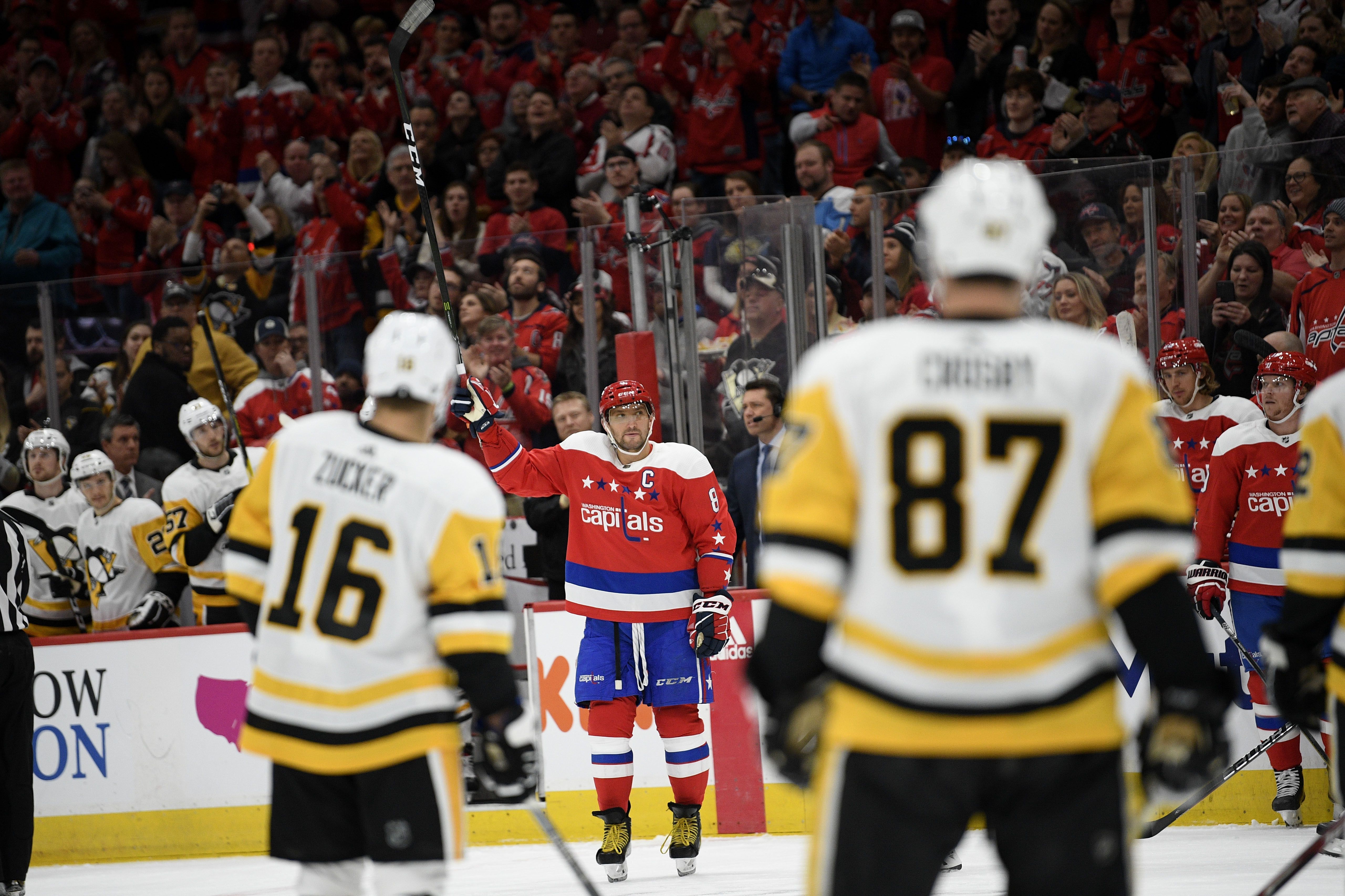NHL  Can Ovechkin catch Gretzky? 'The Great One' rooting for him