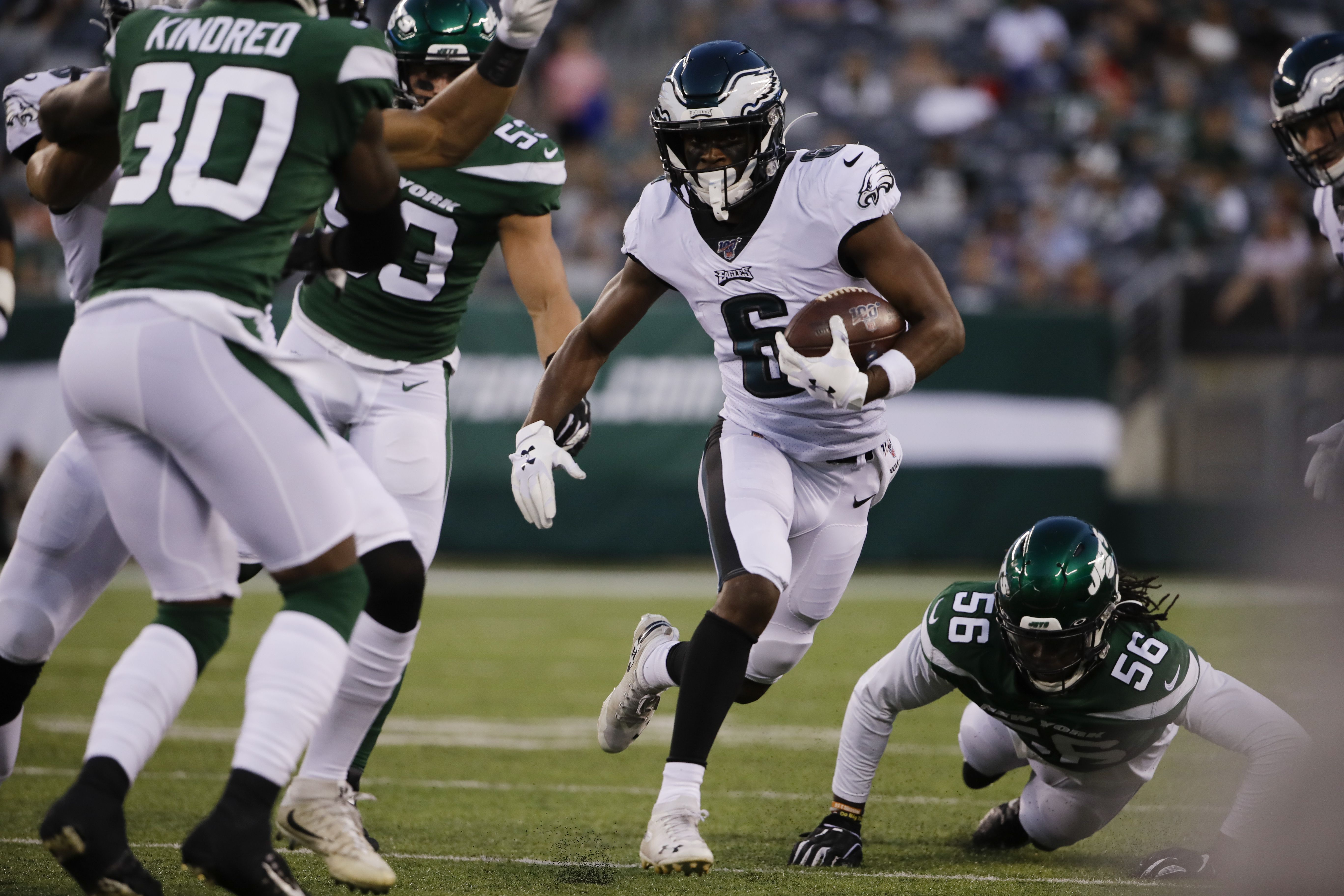 Eagles bring back WR Greg Ward to practice squad