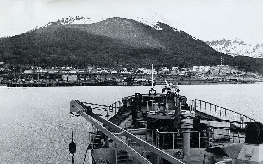 CHILE - CANAL BEAGLE - VISTA PANORAMICA - ZONA SUR AUSTRAL - LANCHA -