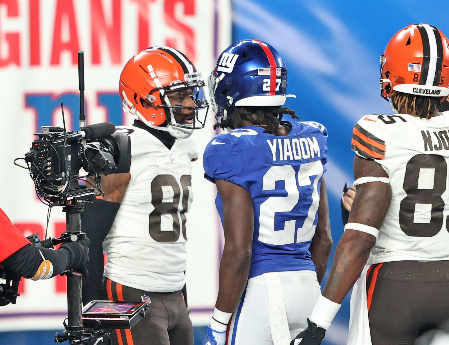 Browns Jarvis Landry apologizes for drawing flag (even if he didn't think  he deserved it): Notes from Sunday's win 