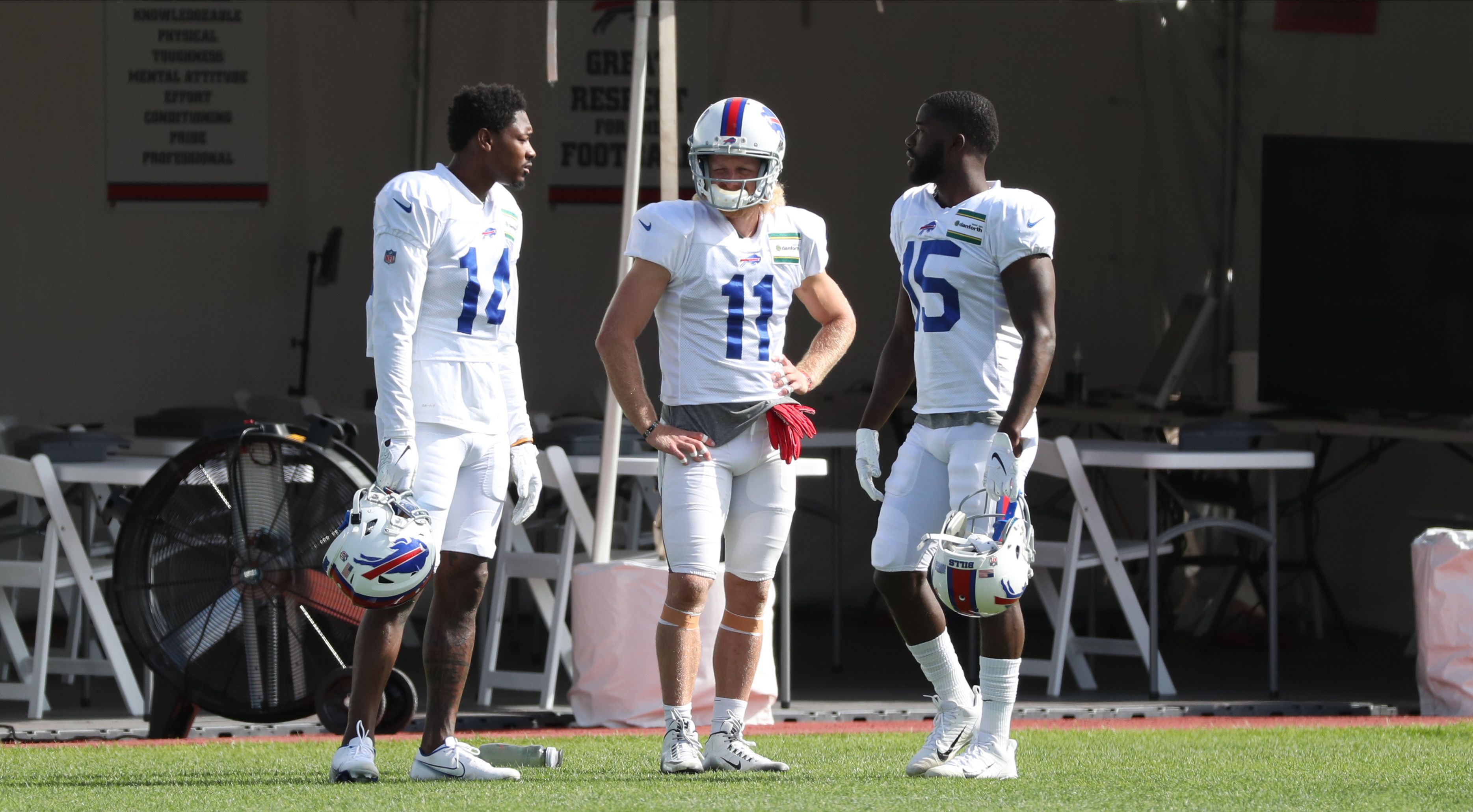 Get to Know the Buffalo Bills' Wide Receivers!  Stefon Diggs, Cole  Beasley, and More 