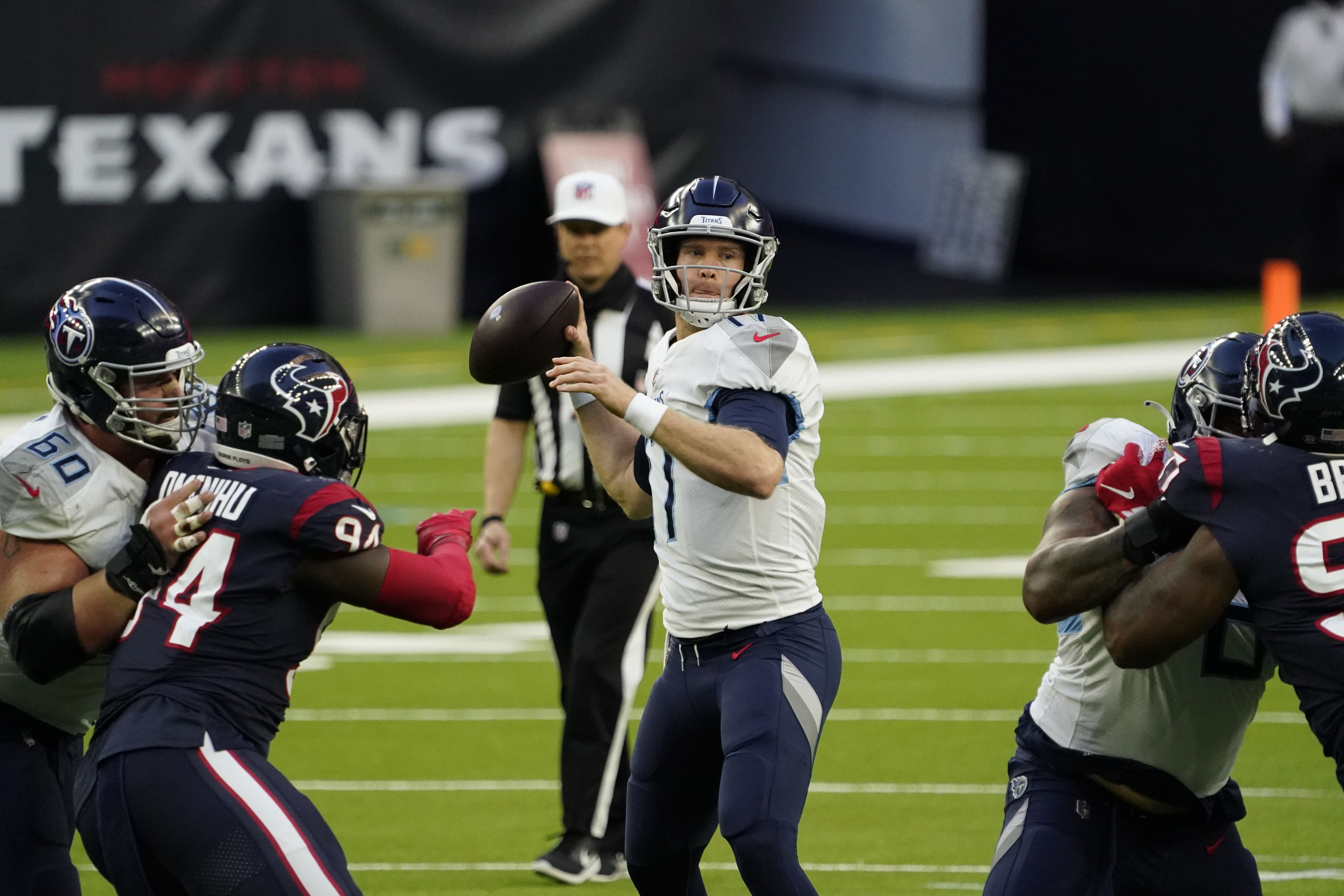 Houston Texans fall to Tennessee Titans, 41-38, in final game of the season