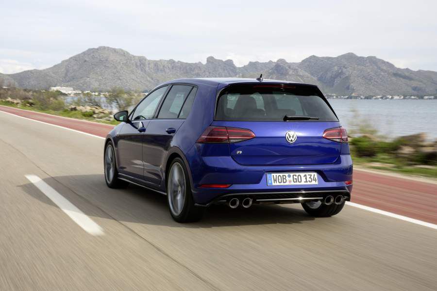 VW-Golf-R-3-900x600.jpg