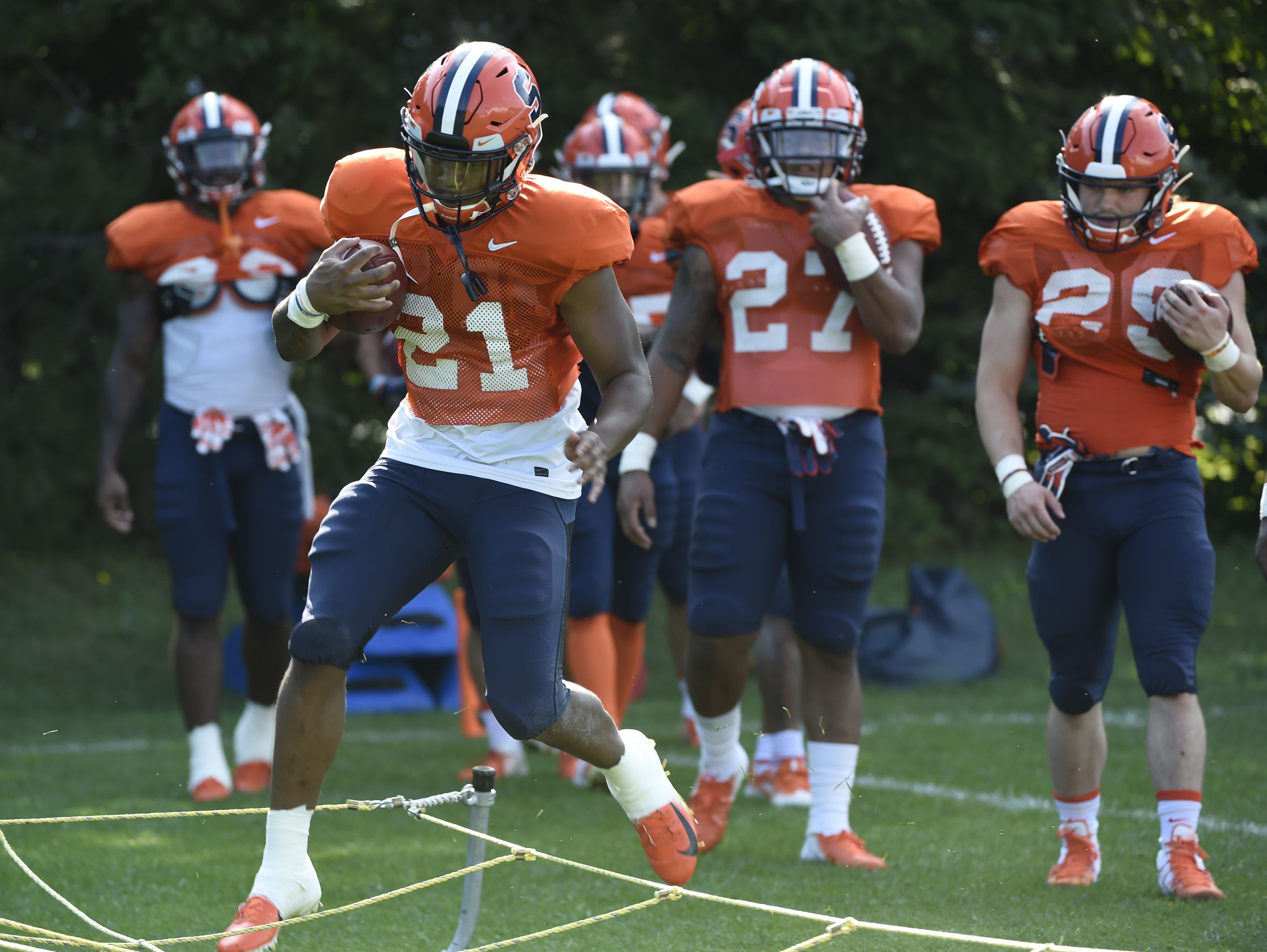 Syracuse football camp Day 5: With C Sam Heckel out, offensive