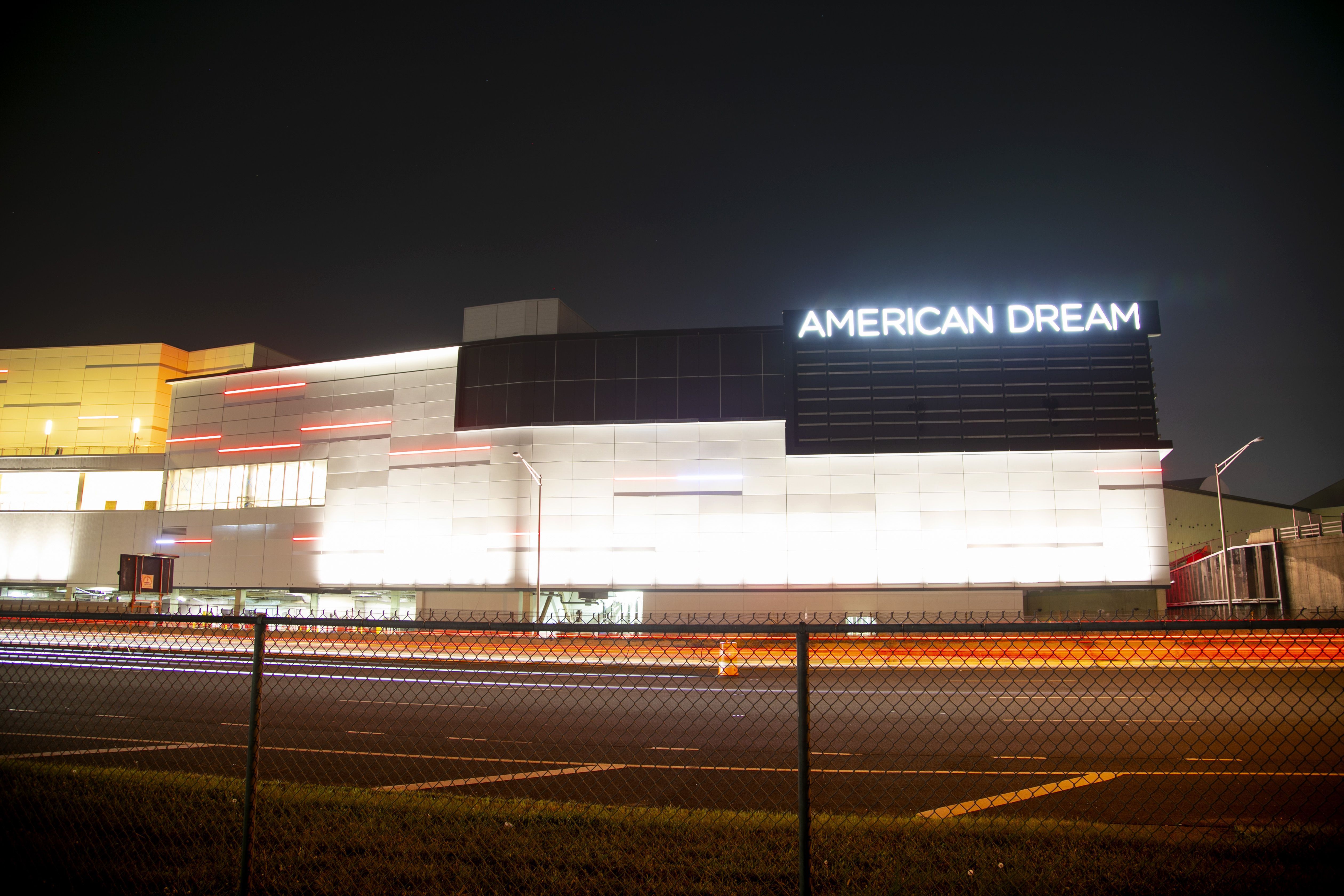 american dream mall louis vuitton