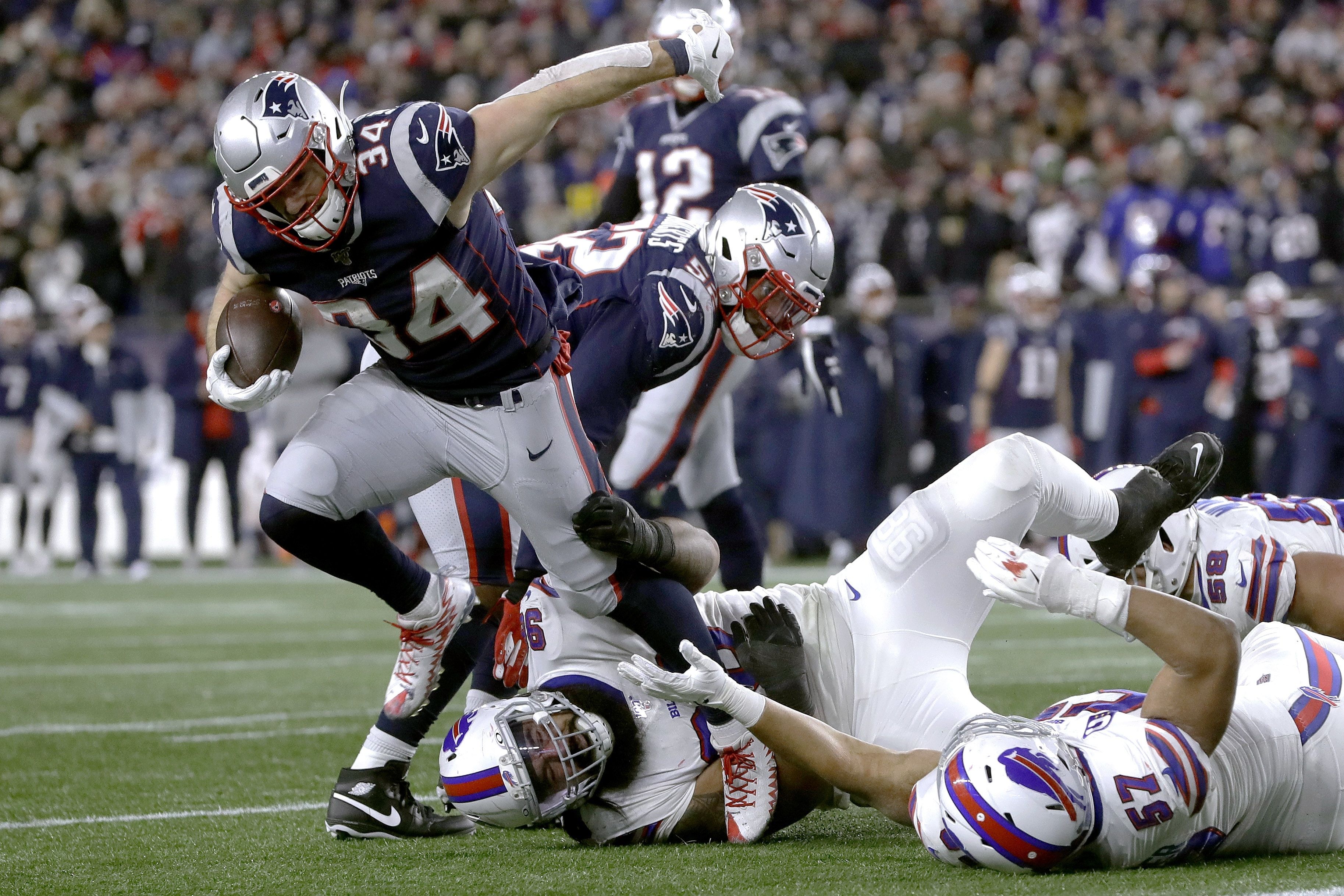 New England Patriots outlast Buffalo Bills, 24-17, in a classic to clinch  AFC East title 