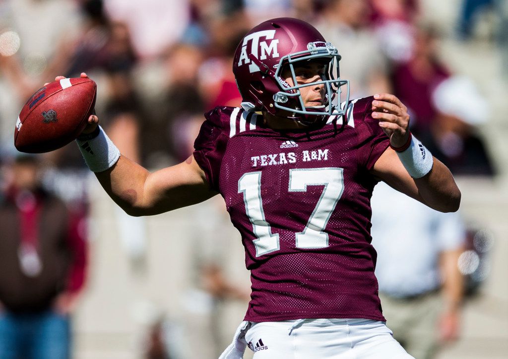 Ryan Tannehill Texas A&M Aggies Unsigned Drop Back to Pass Photograph